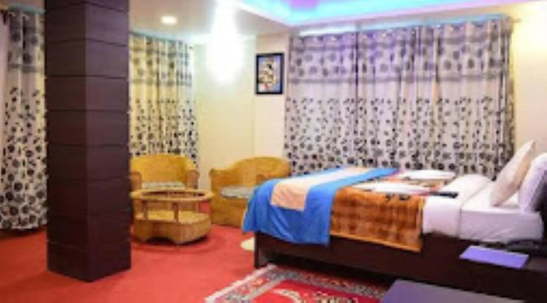 Bed in Hotel Golden Dolma