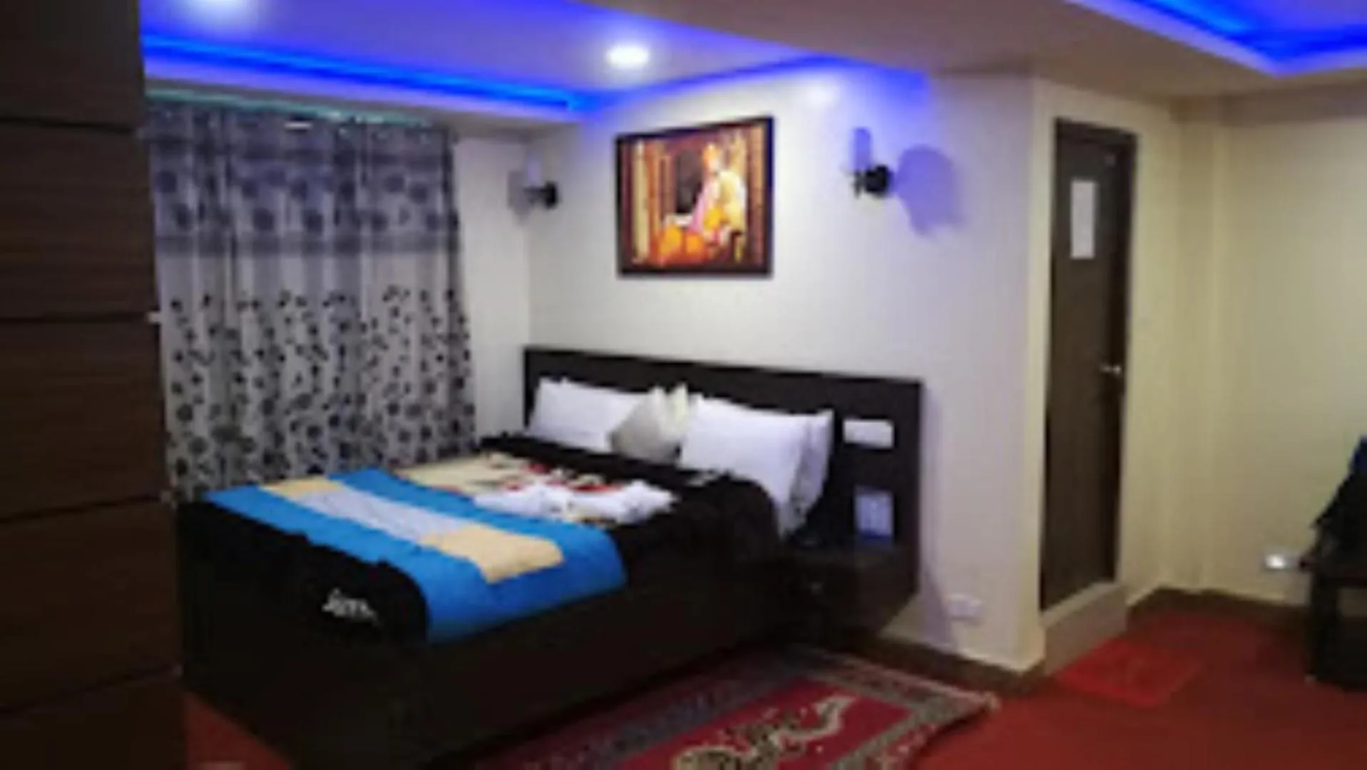 Bed in Hotel Golden Dolma