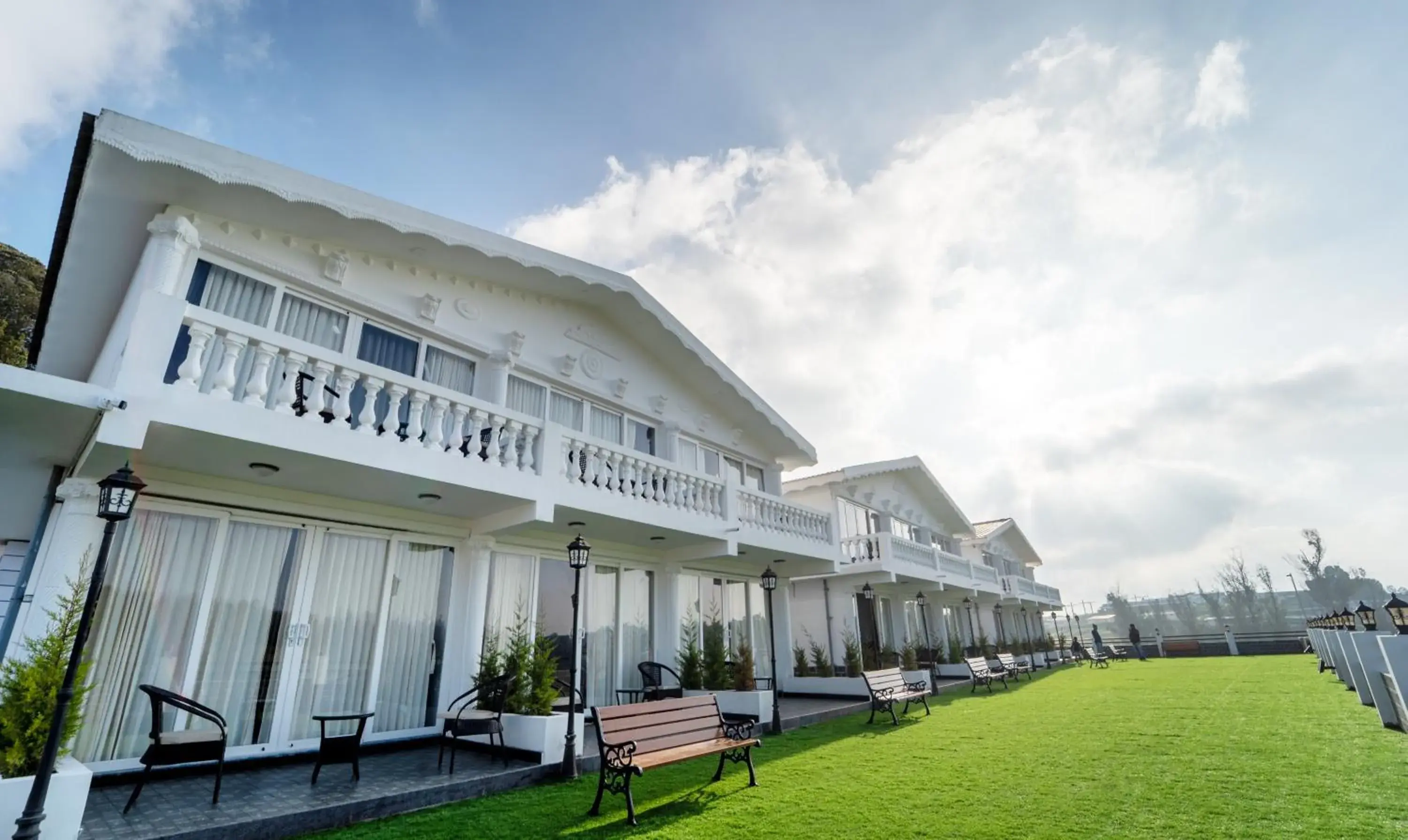 Property building in Treebo Skydale Premium Suites, 1500 Mtrs From Ooty Lake Property building in Treebo Skydale Premium Suites, 1500 Mtrs From Ooty Lake