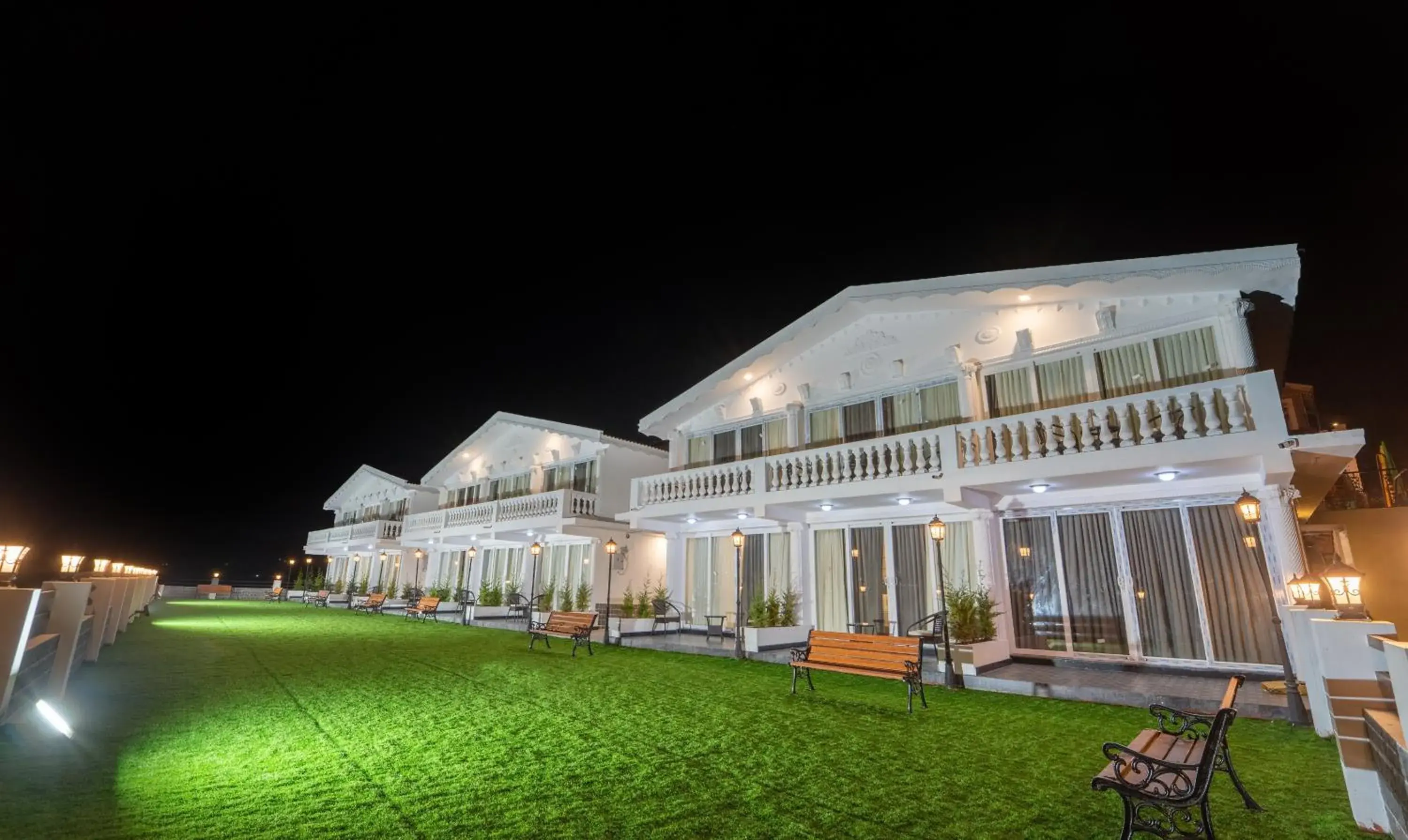 Property building in Treebo Skydale Premium Suites, 1500 Mtrs From Ooty Lake Property building in Treebo Skydale Premium Suites, 1500 Mtrs From Ooty Lake