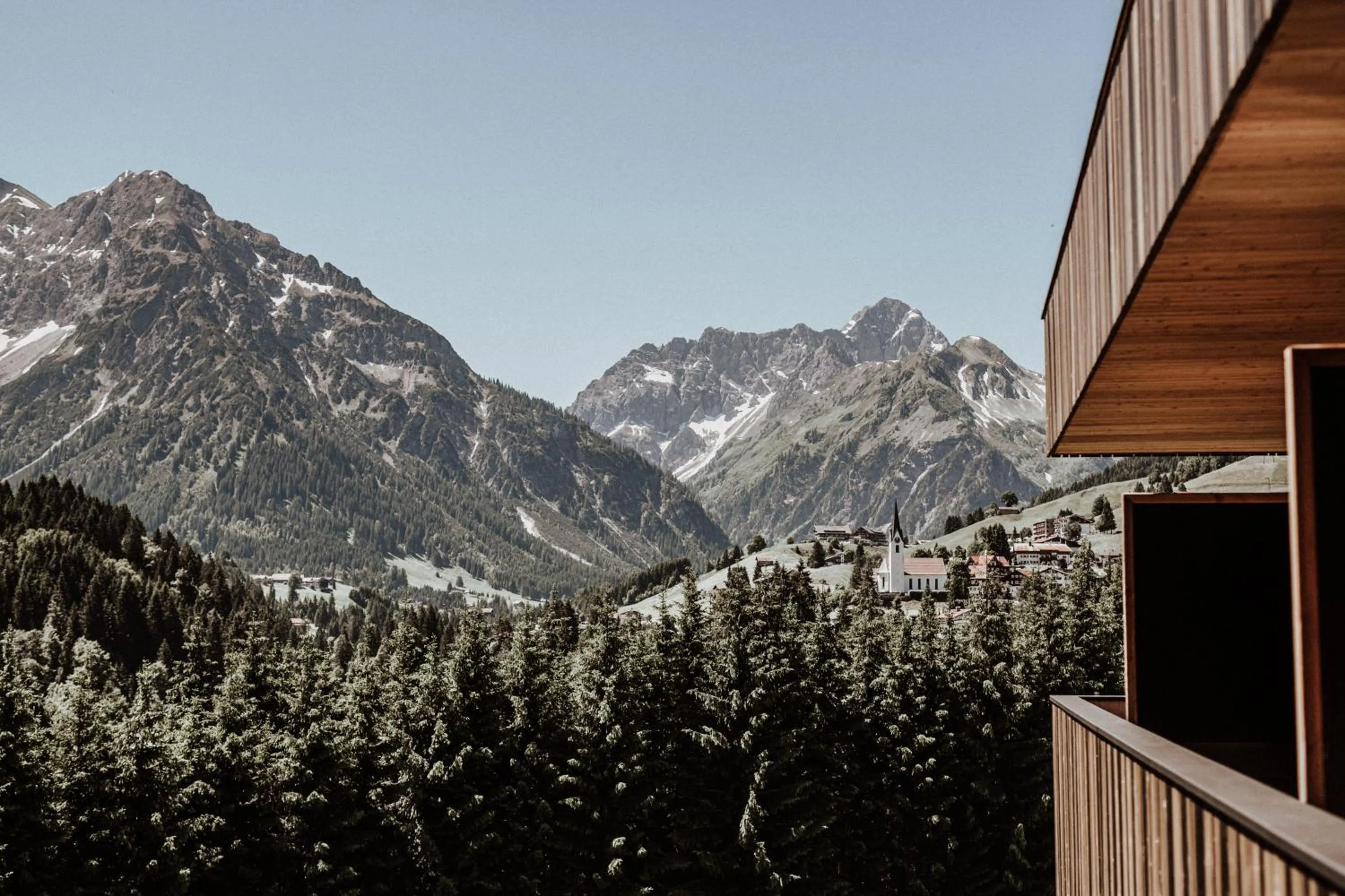 Mountain view in Verwöhn-Wellnesshotel Walserhof