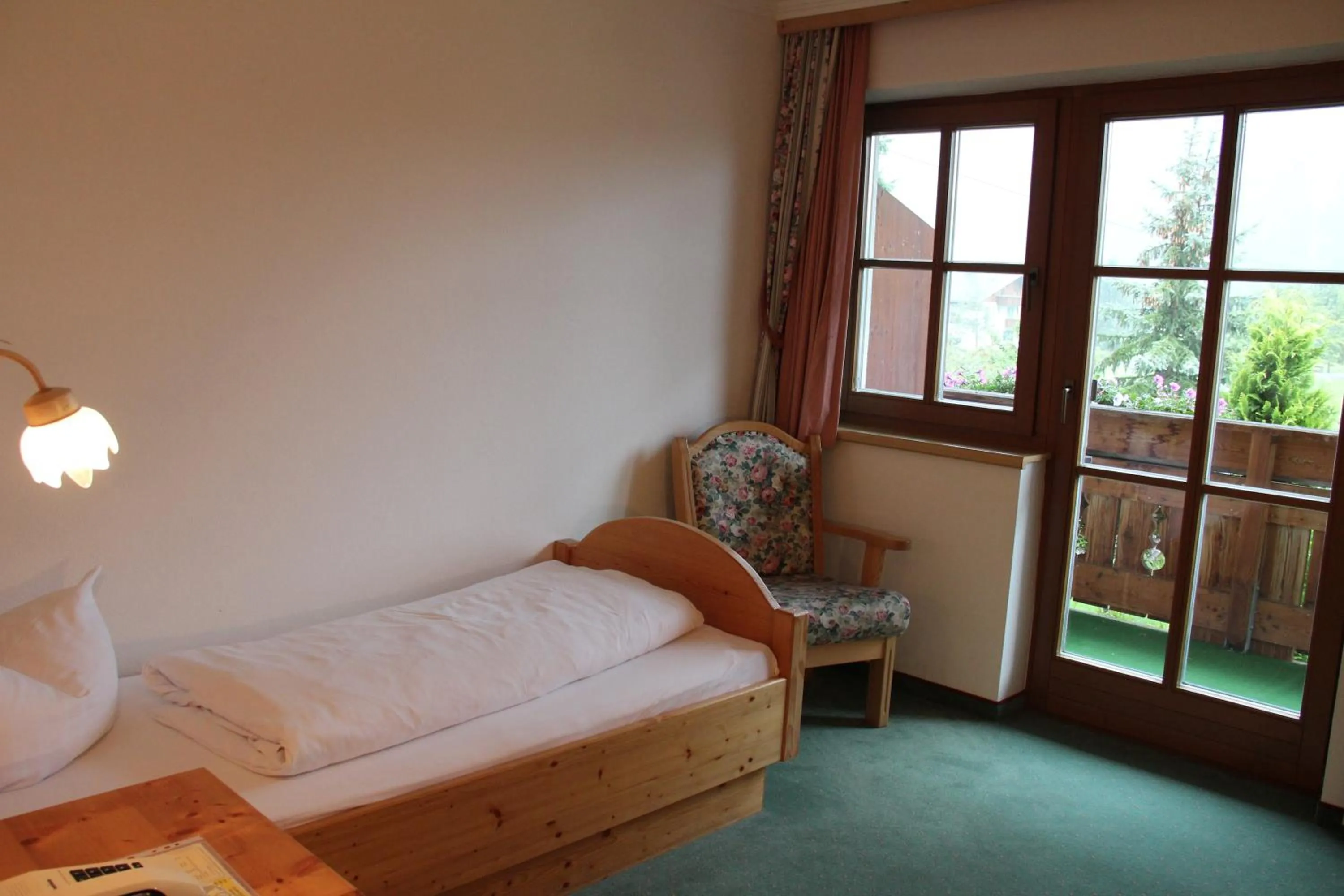 Bedroom, Bed in Panorama-Hotel Winklerhof