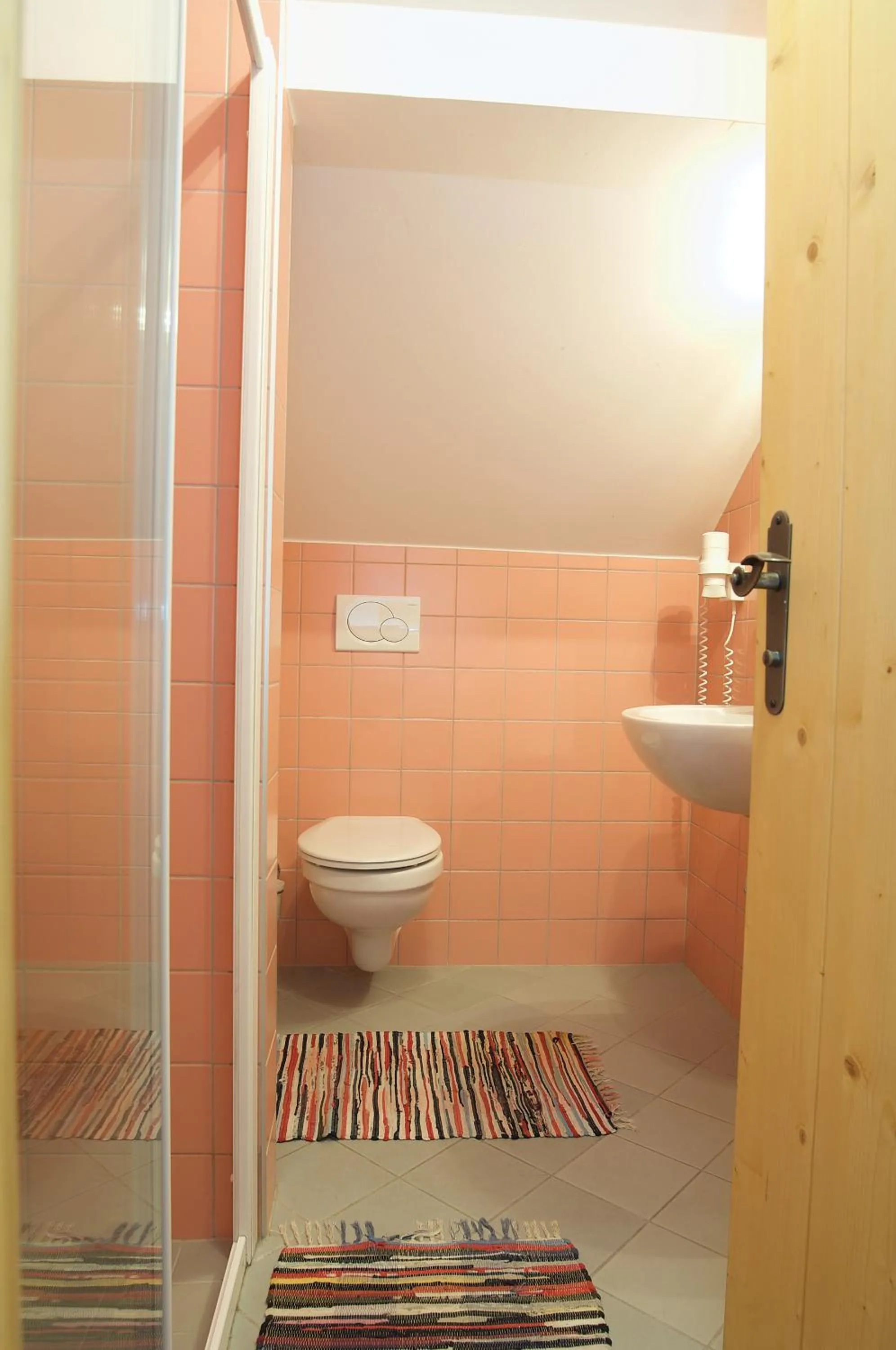 Bathroom in Alpengasthof Paletti