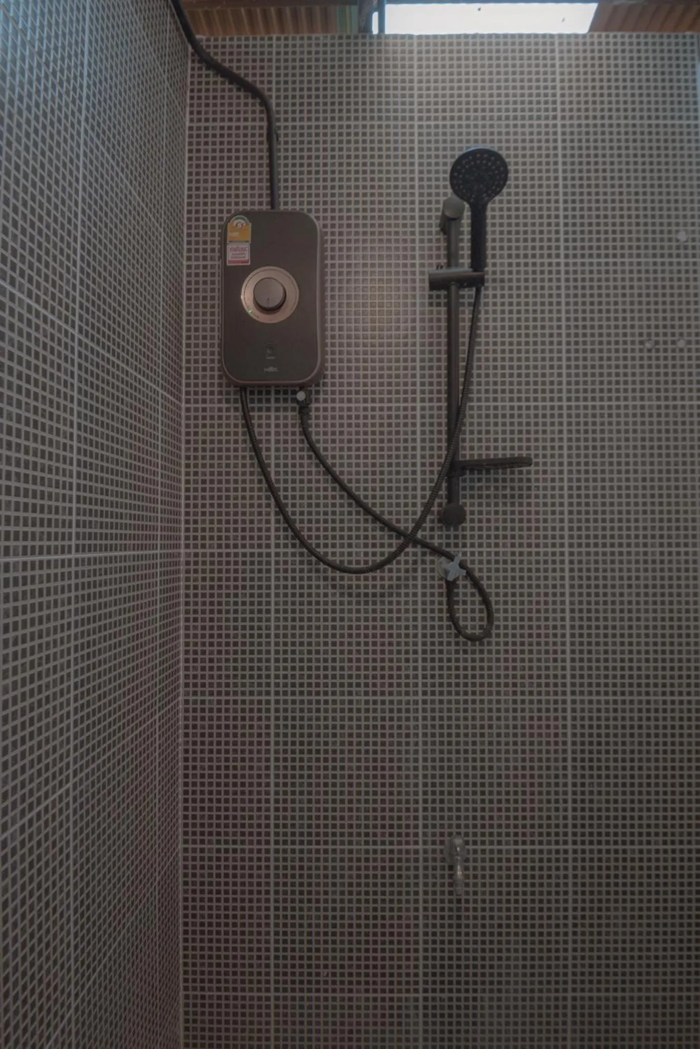 Shower in Lanna Localstay