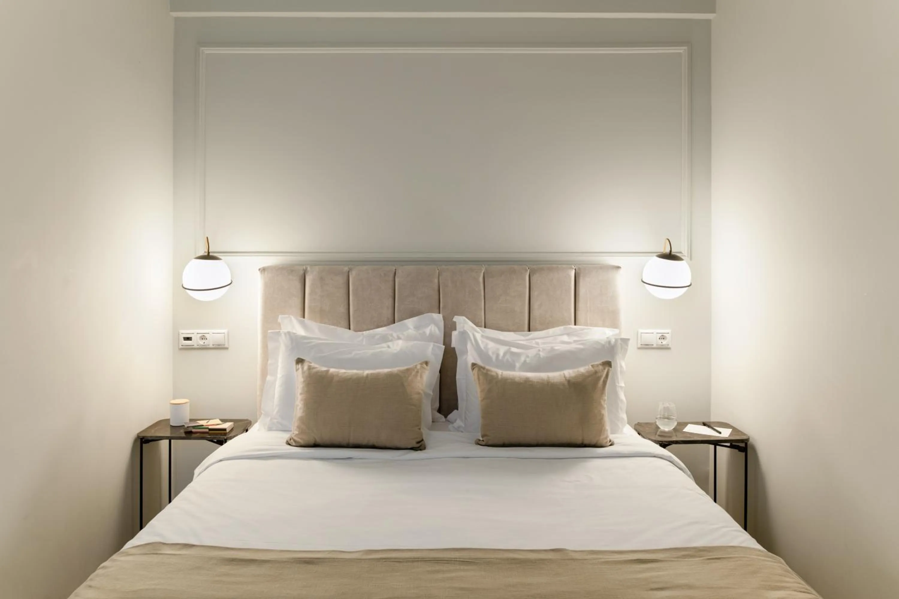 Bedroom, Bed in ASTIKON Xenofontos Suites