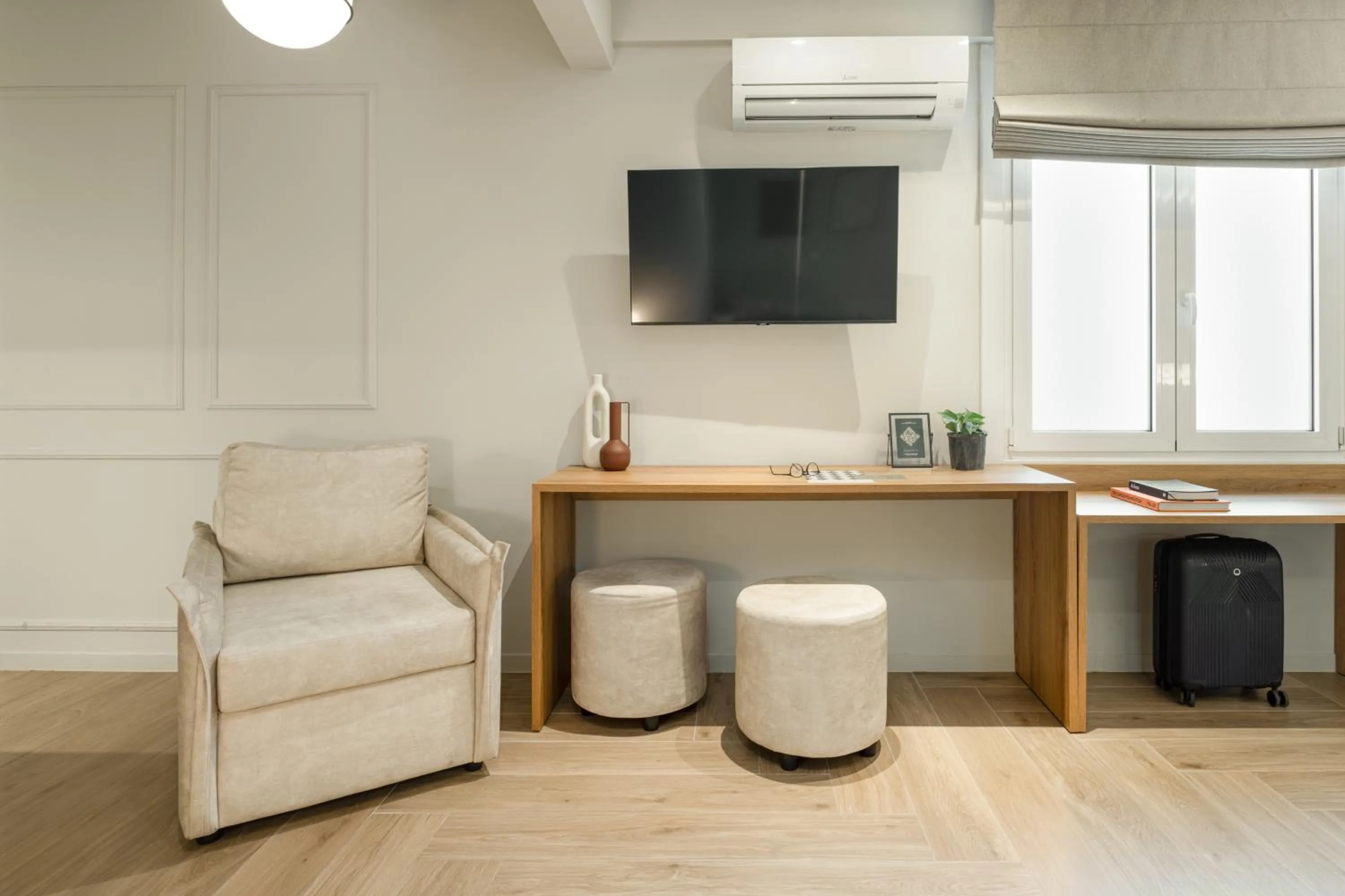 TV and multimedia in ASTIKON Xenofontos Suites