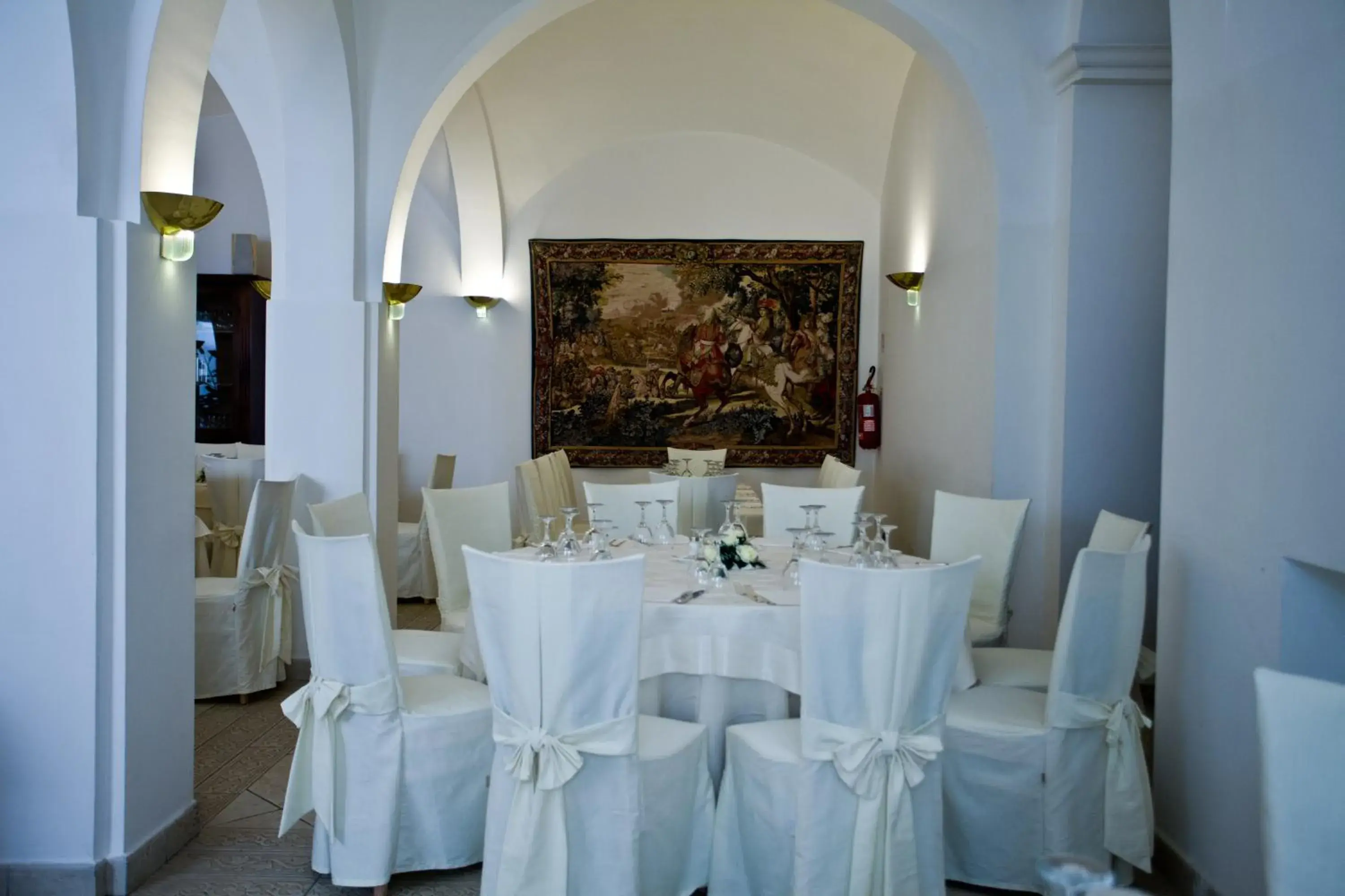 Restaurant/places to eat in Hotel Relais dei Normanni Restaurant/places to eat in Hotel Relais dei Normanni