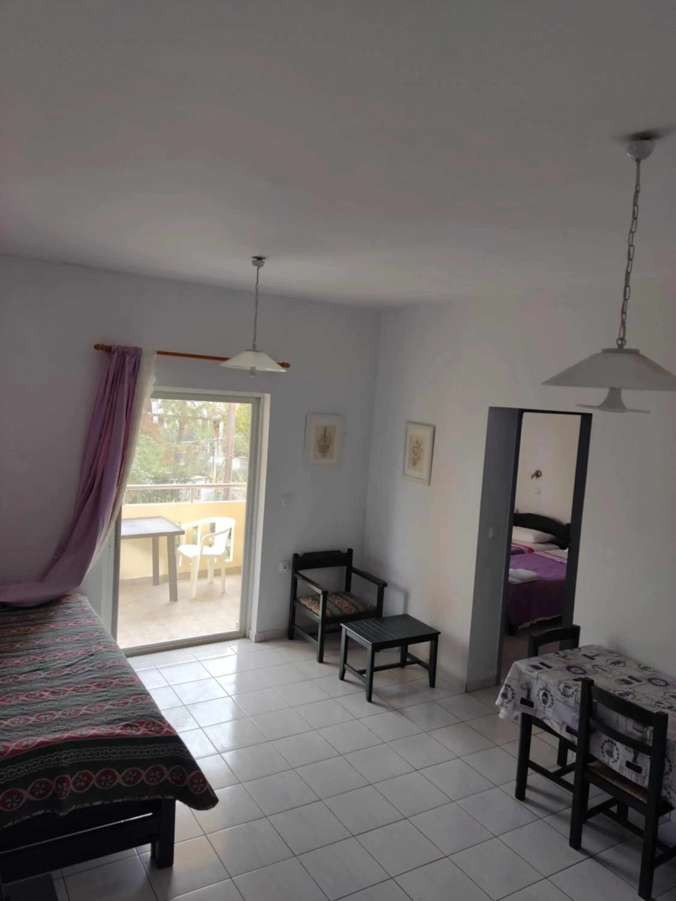 Living room, Bed in Zinovia