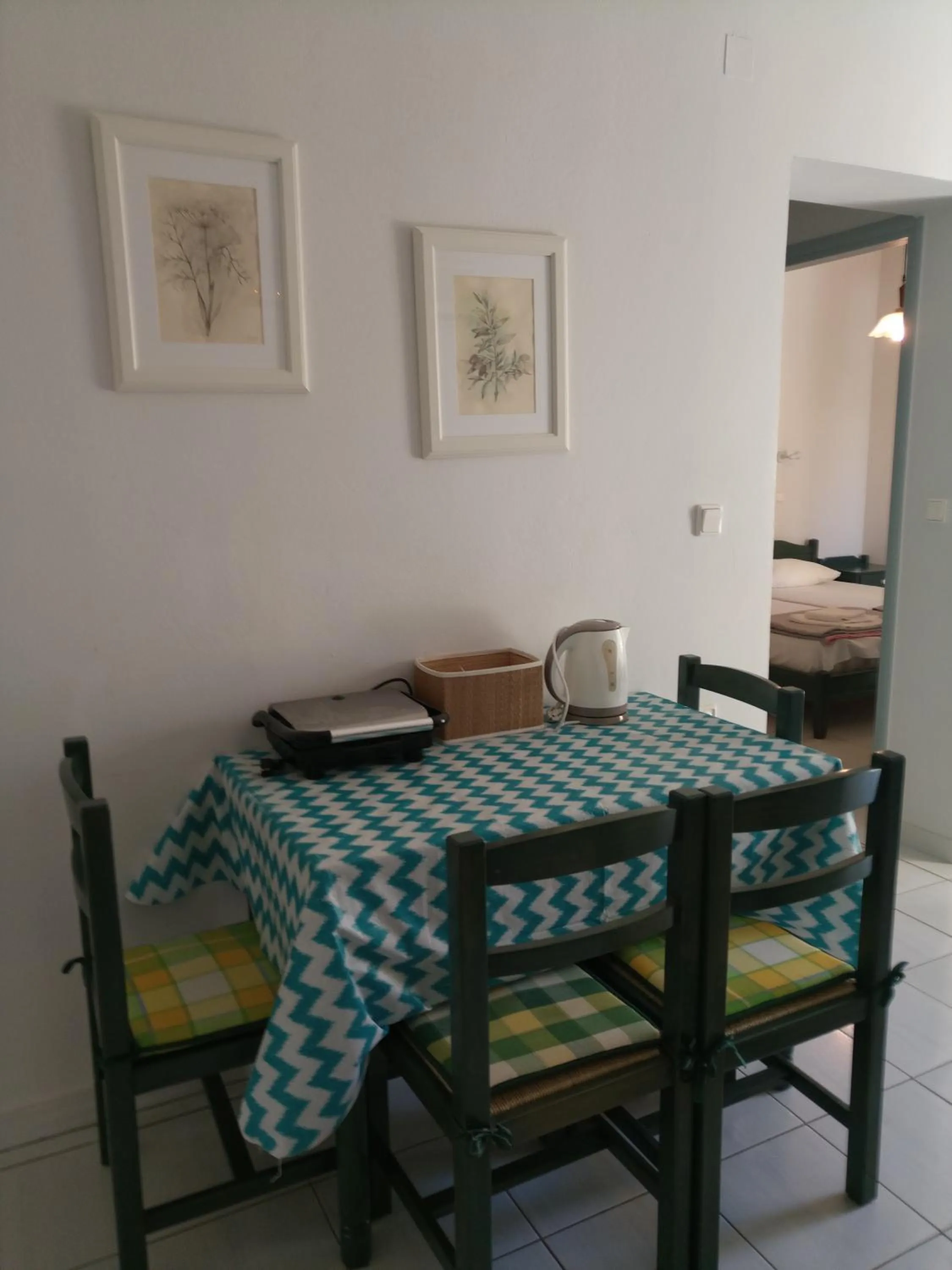 Dining area in Zinovia