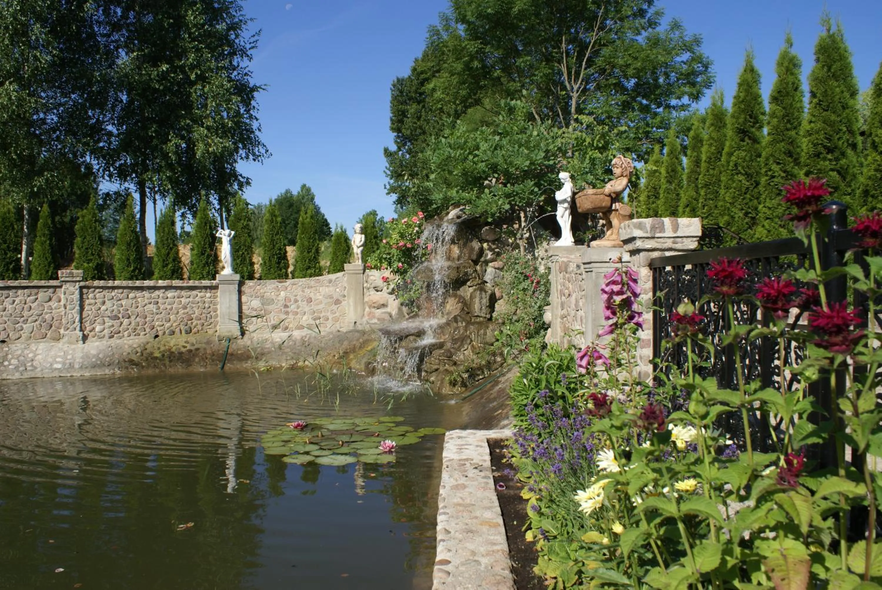 Activities in Dwór Bartnika