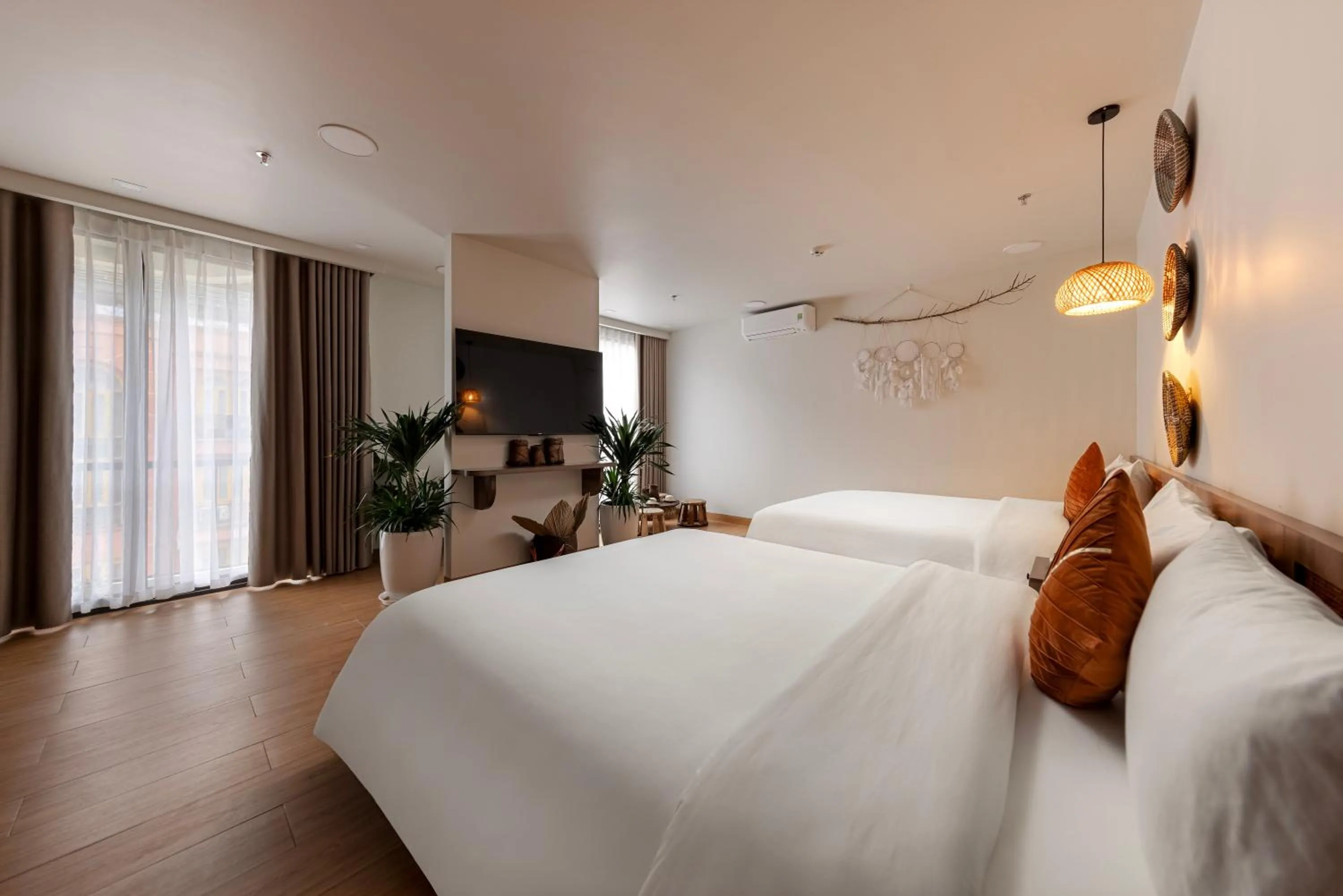 Bed in Tropical Paradise Sapa Hotel & Tour