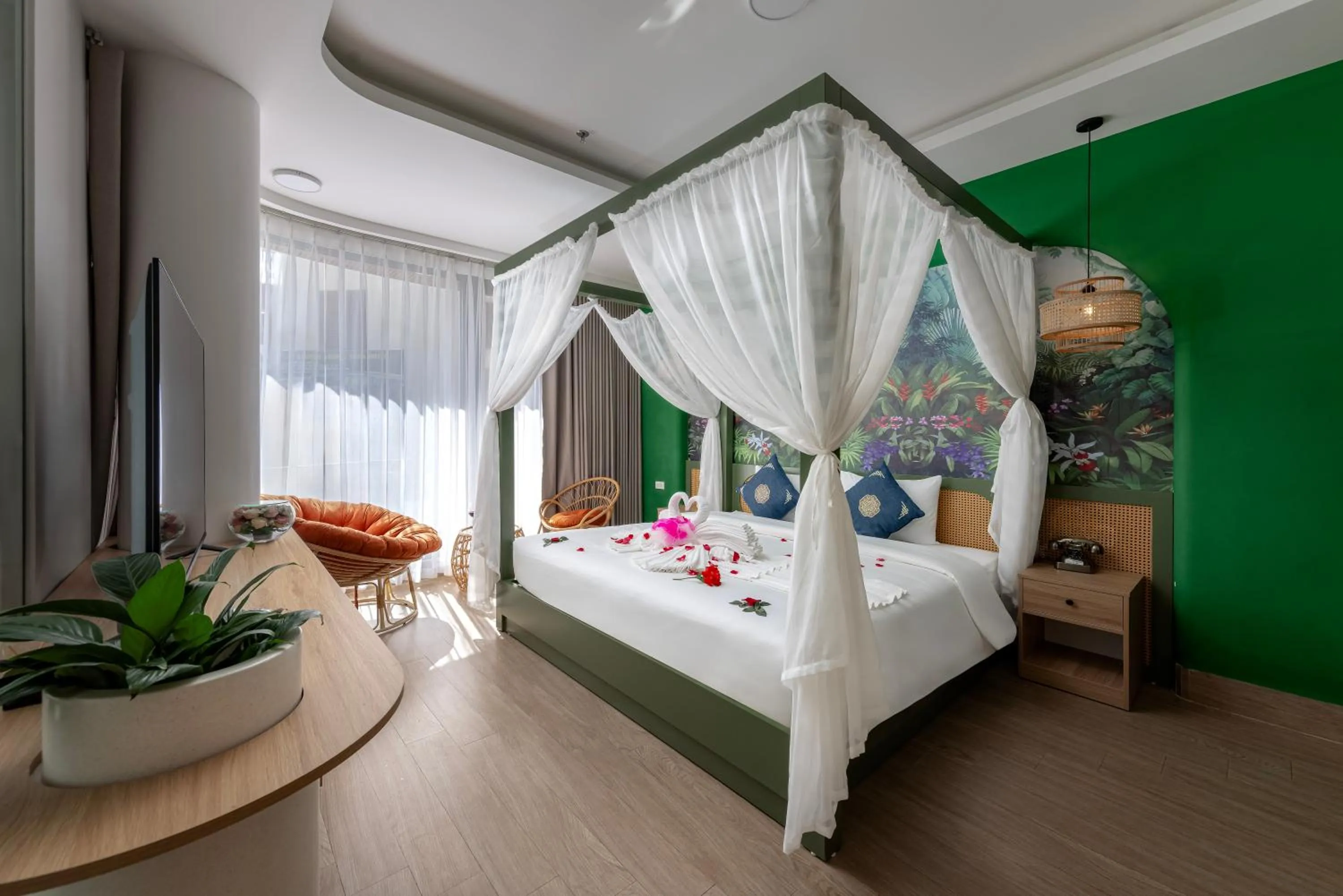 Bed in Tropical Paradise Sapa Hotel & Tour