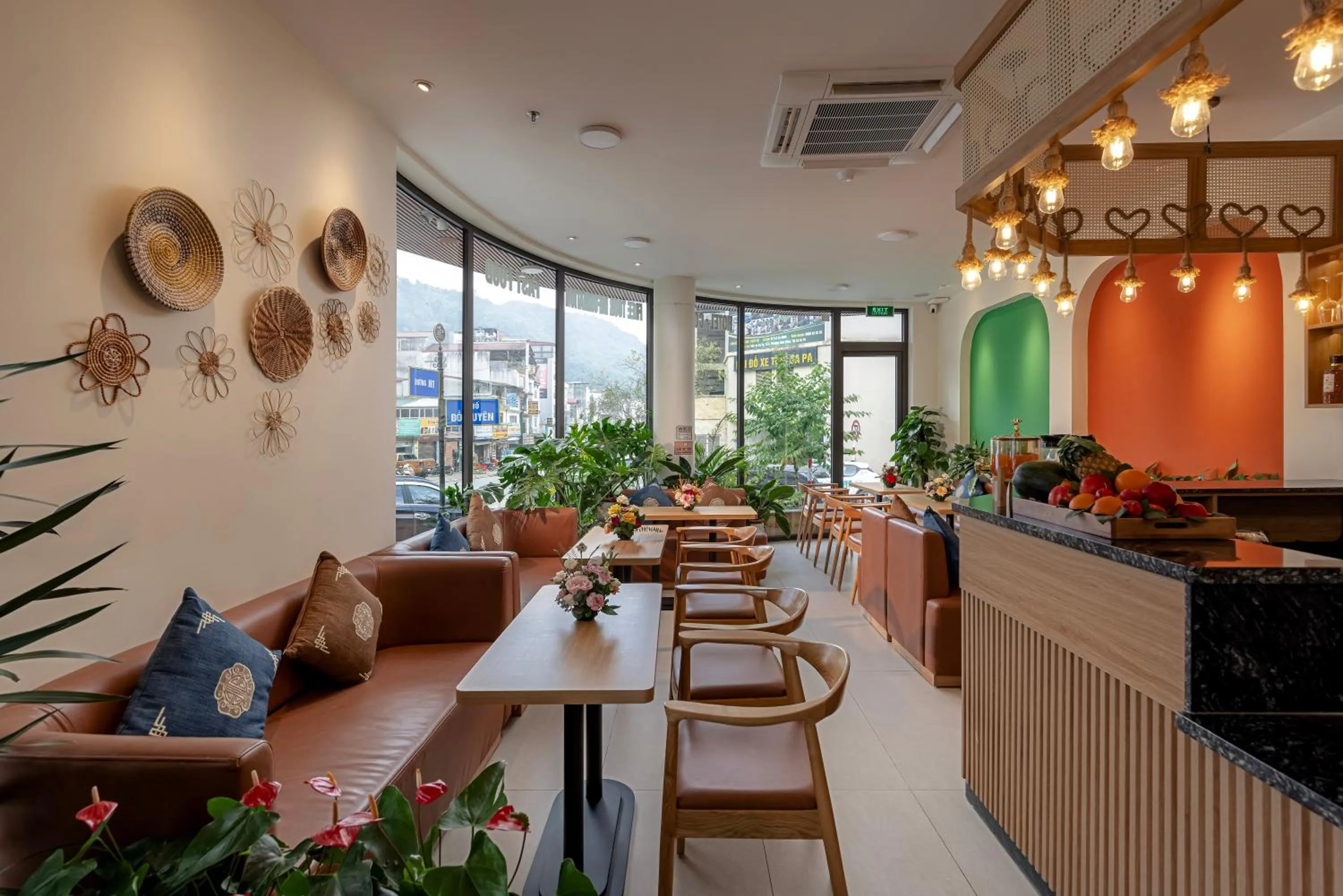 Seating area in Tropical Paradise Sapa Hotel & Tour