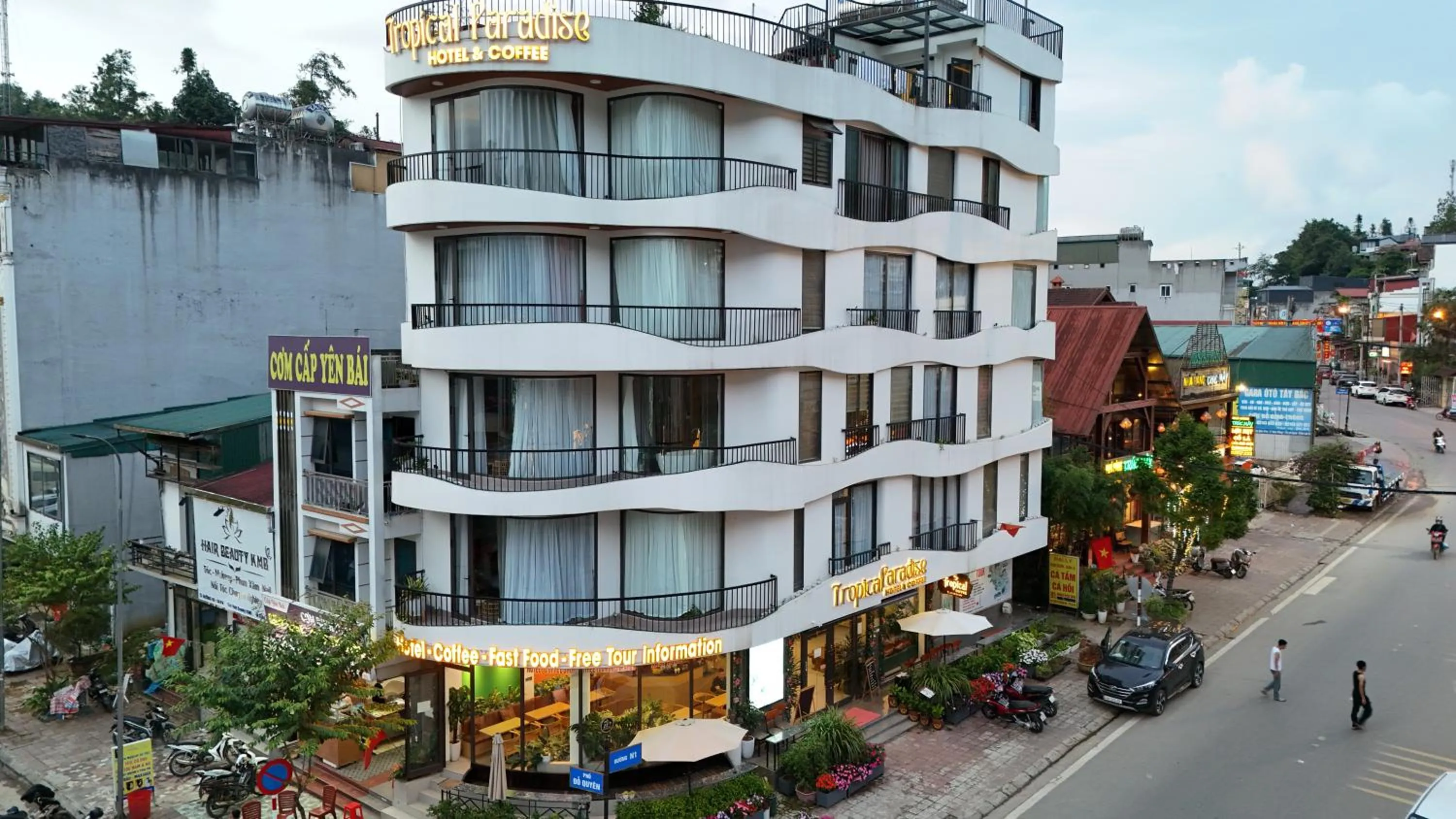 Property building in Tropical Paradise Sapa Hotel & Tour