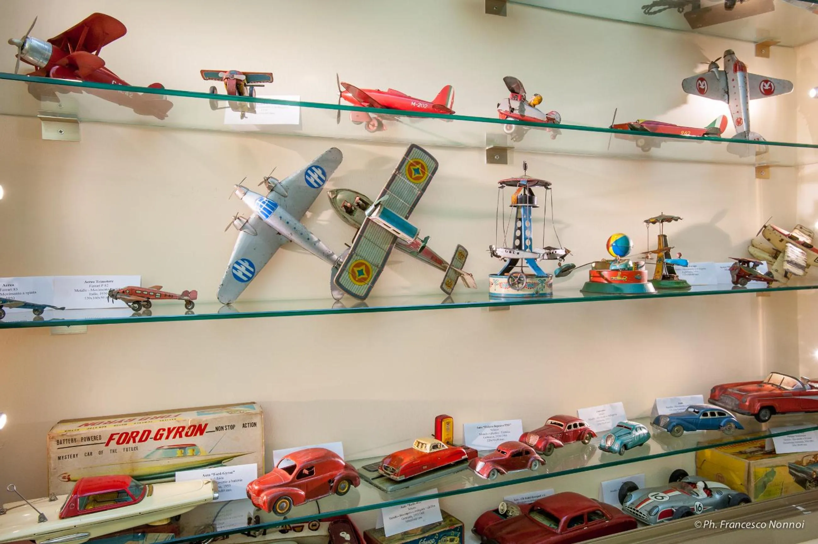 Decorative detail in Hotel Flora