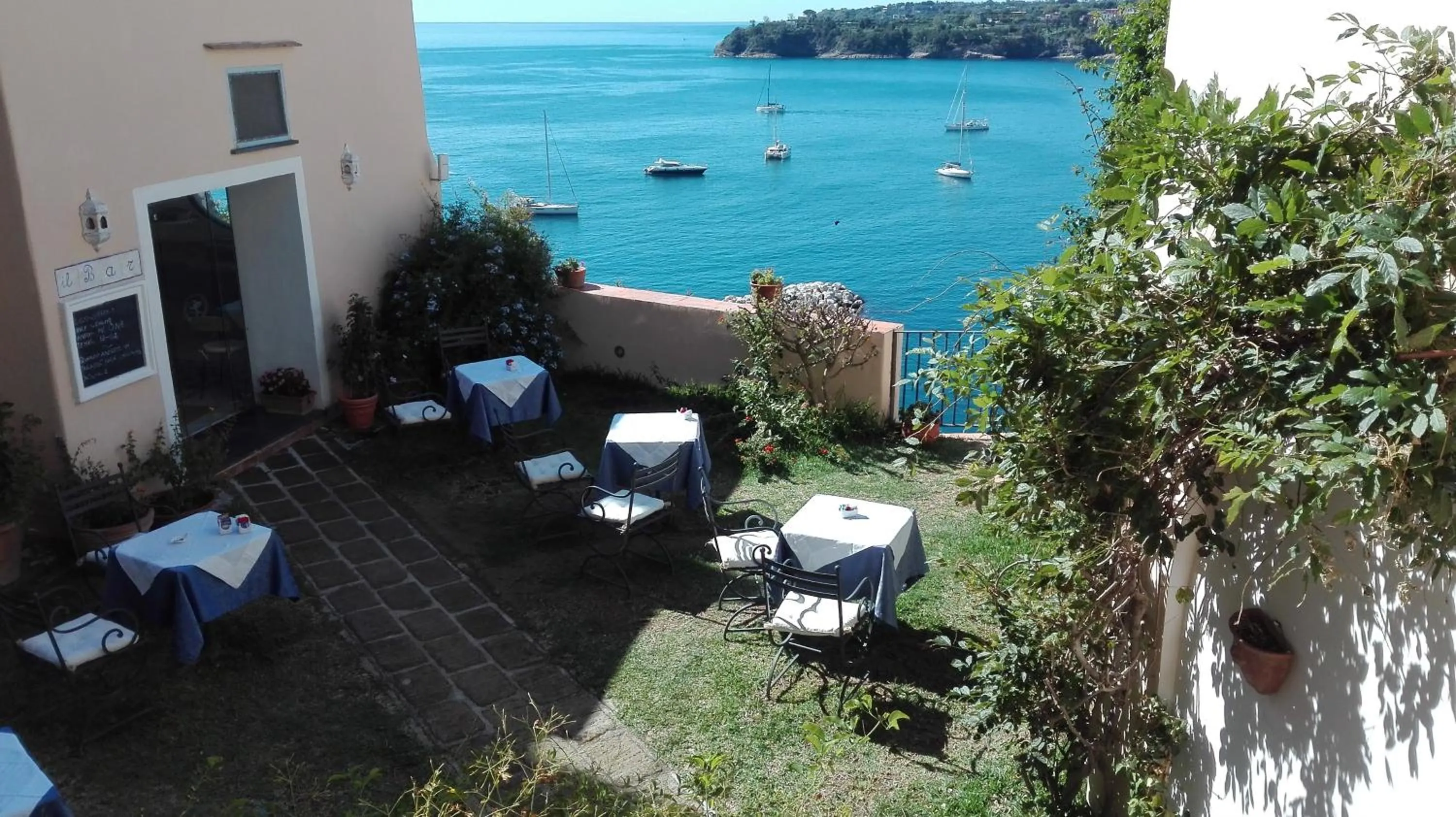 Garden in Hotel La Casa sul Mare