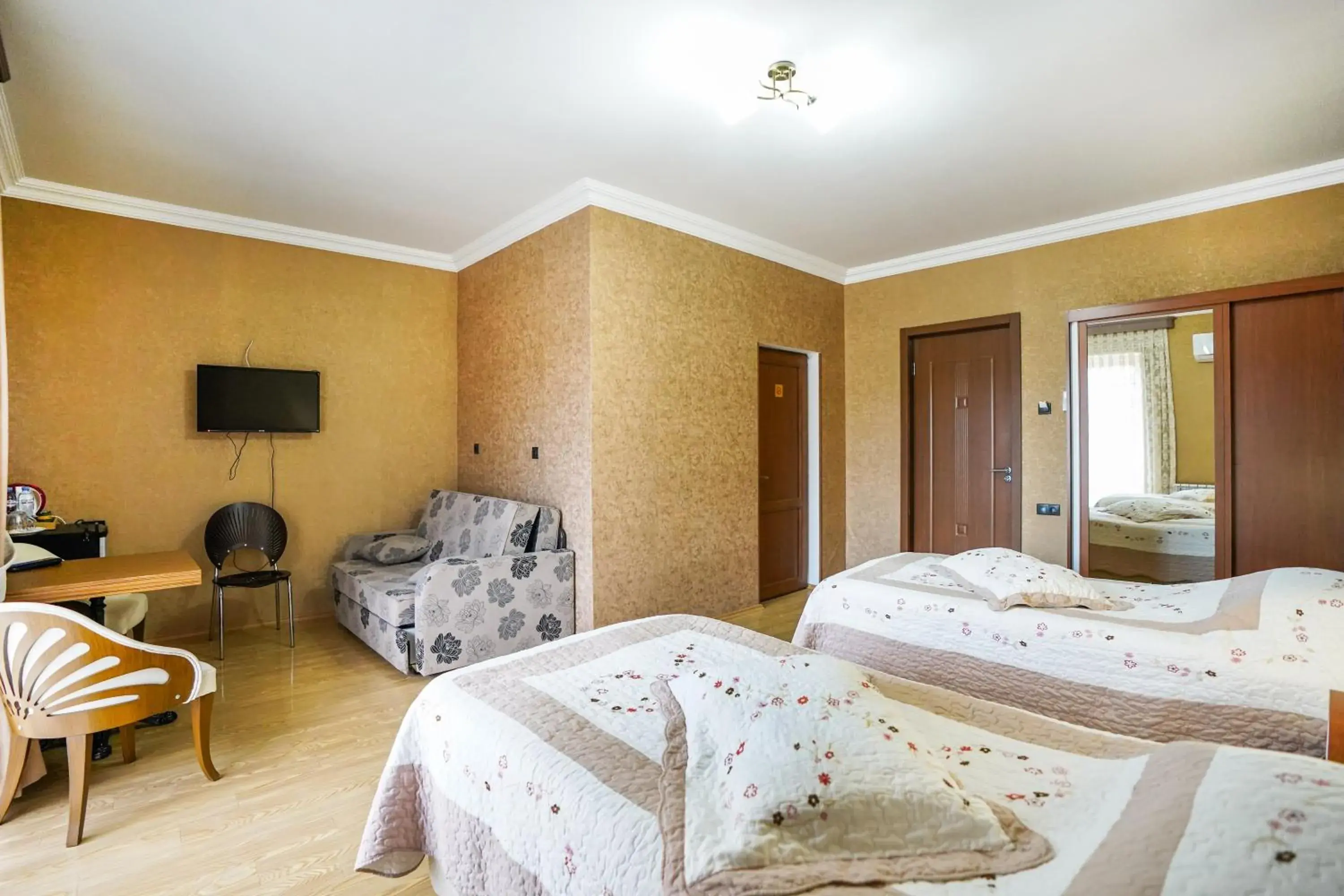 Standard Twin Room with Mountain View in Natali Hotel Standard Twin Room with Mountain View in Natali Hotel