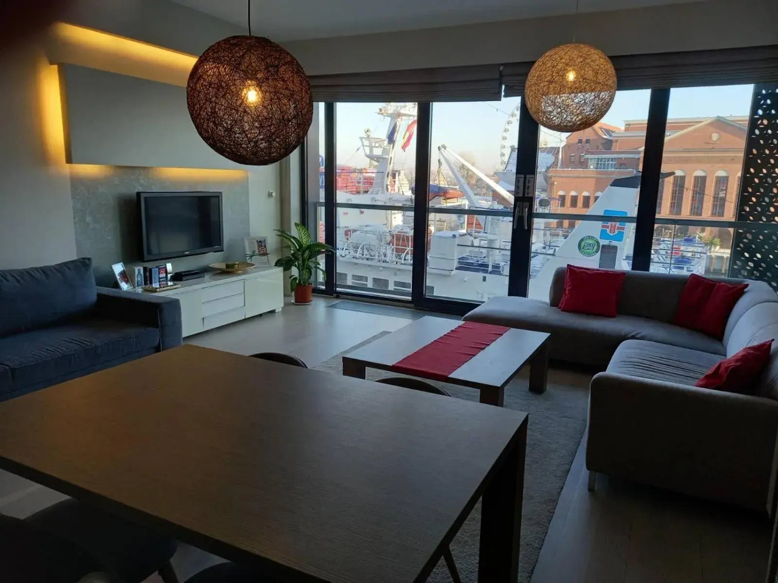 Apartment with an Amazing View Apartment with an Amazing View