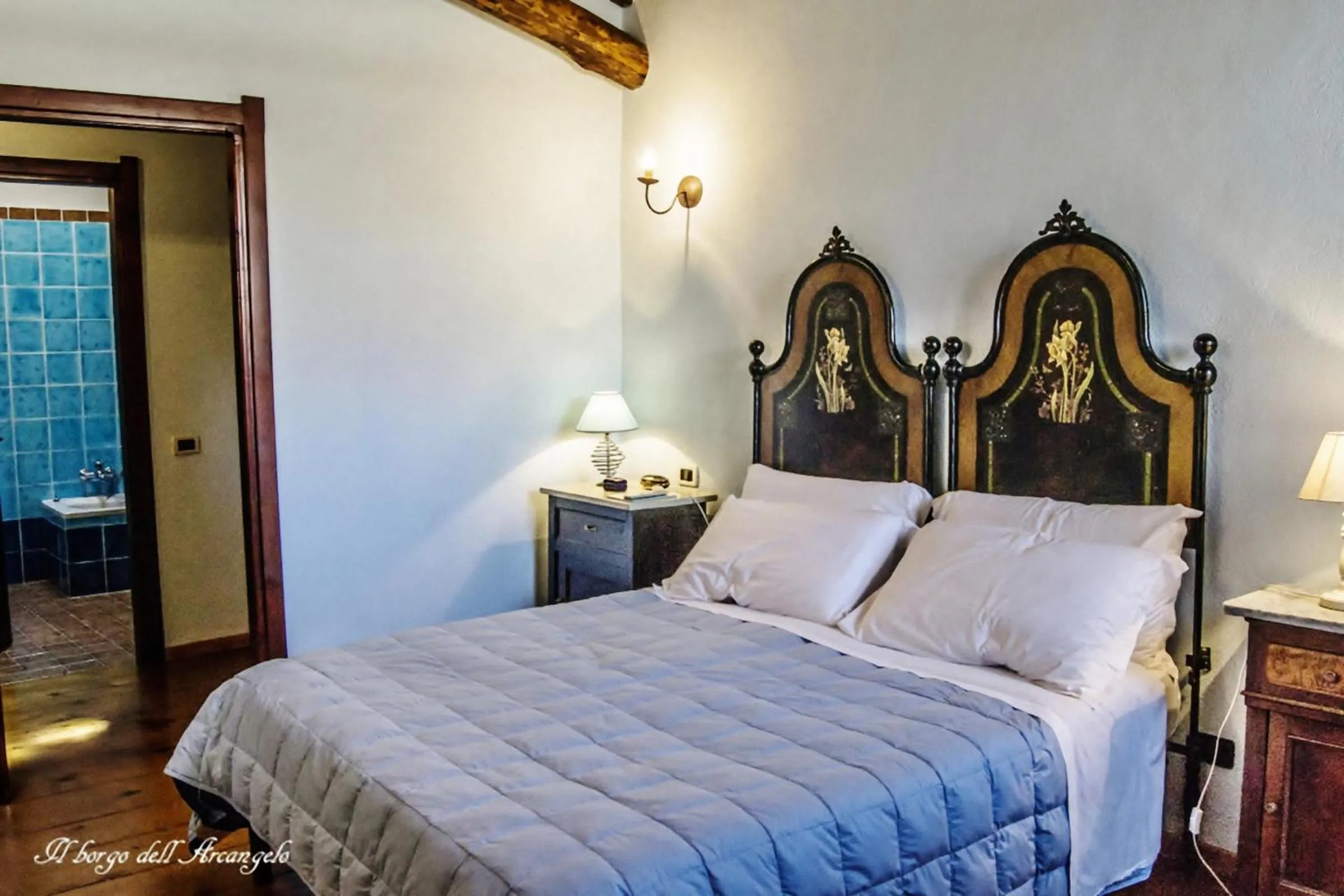 View (from property/room), Bed in Il Borgo dell'Arcangelo