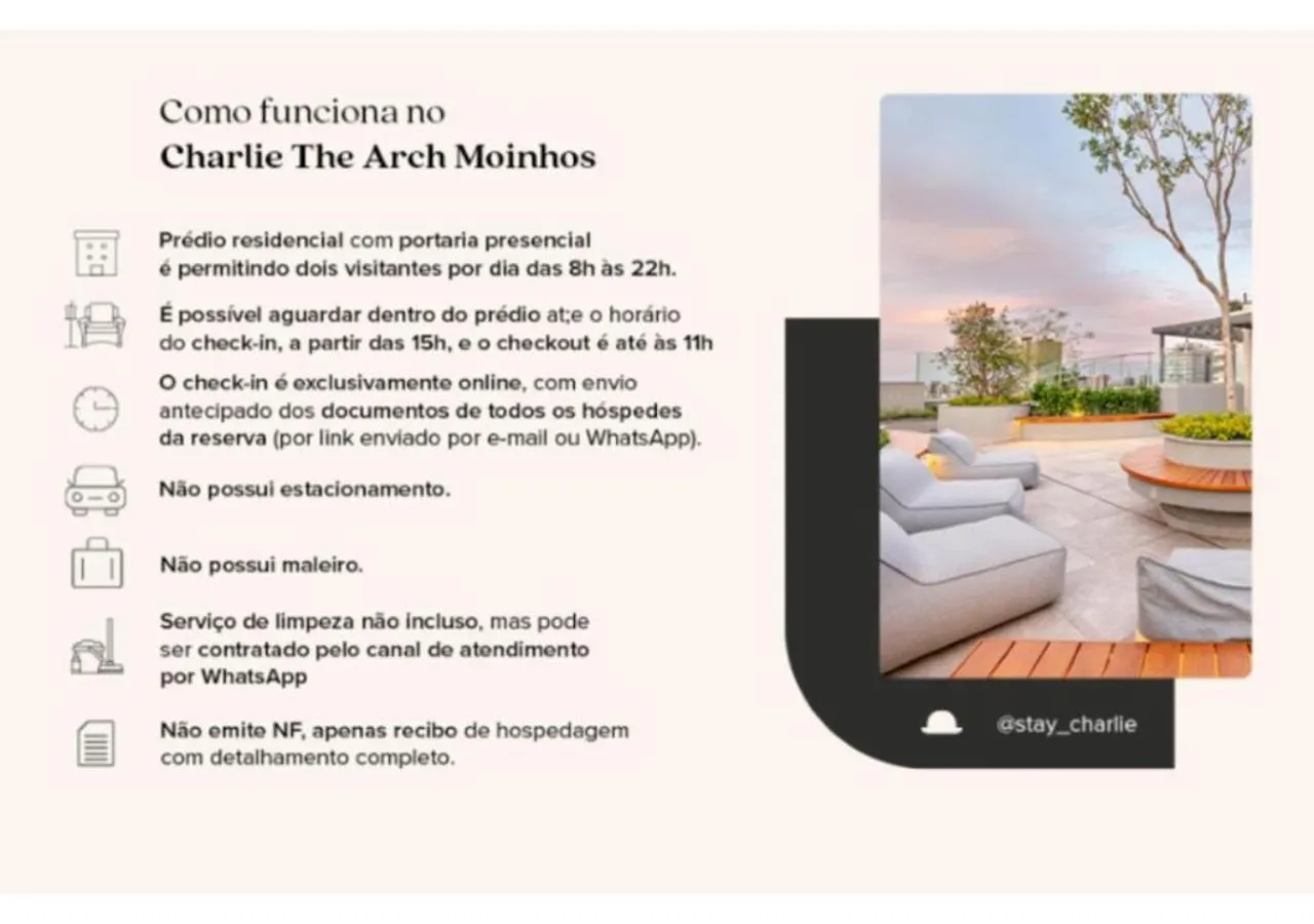 Text overlay in Charlie The Arch Moinhos