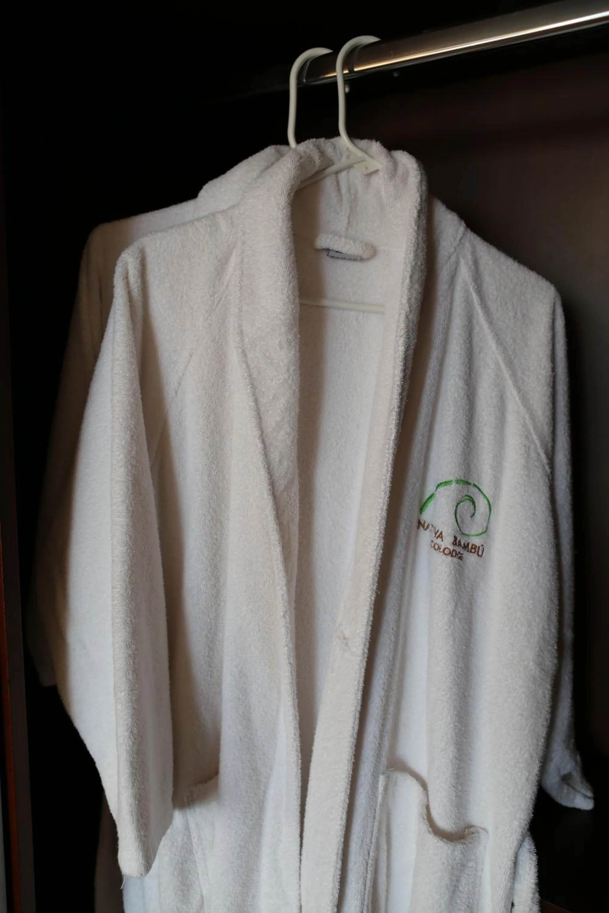 wardrobe in Nativa Bambu Ecolodge