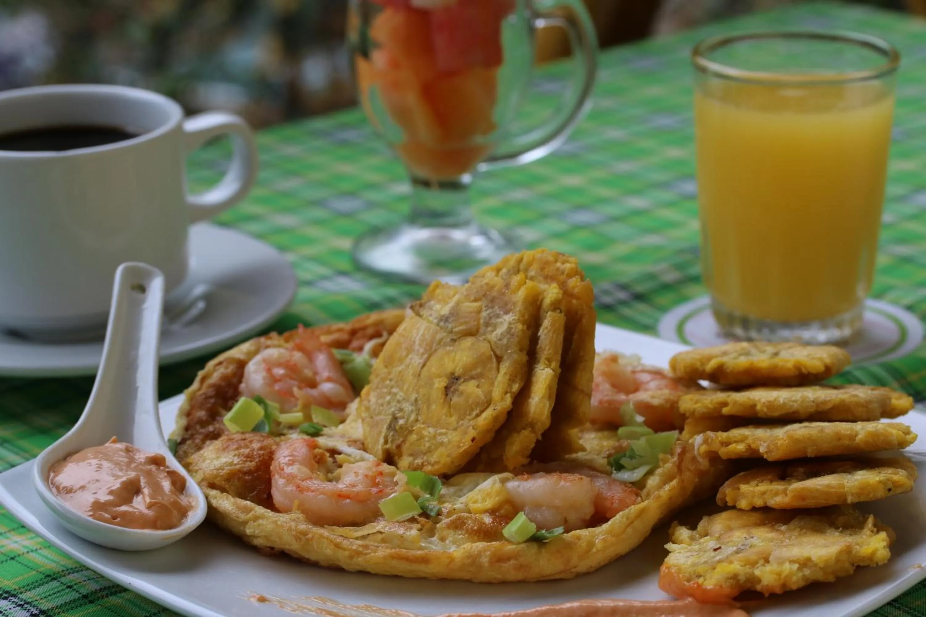 Food and drinks in Nativa Bambu Ecolodge