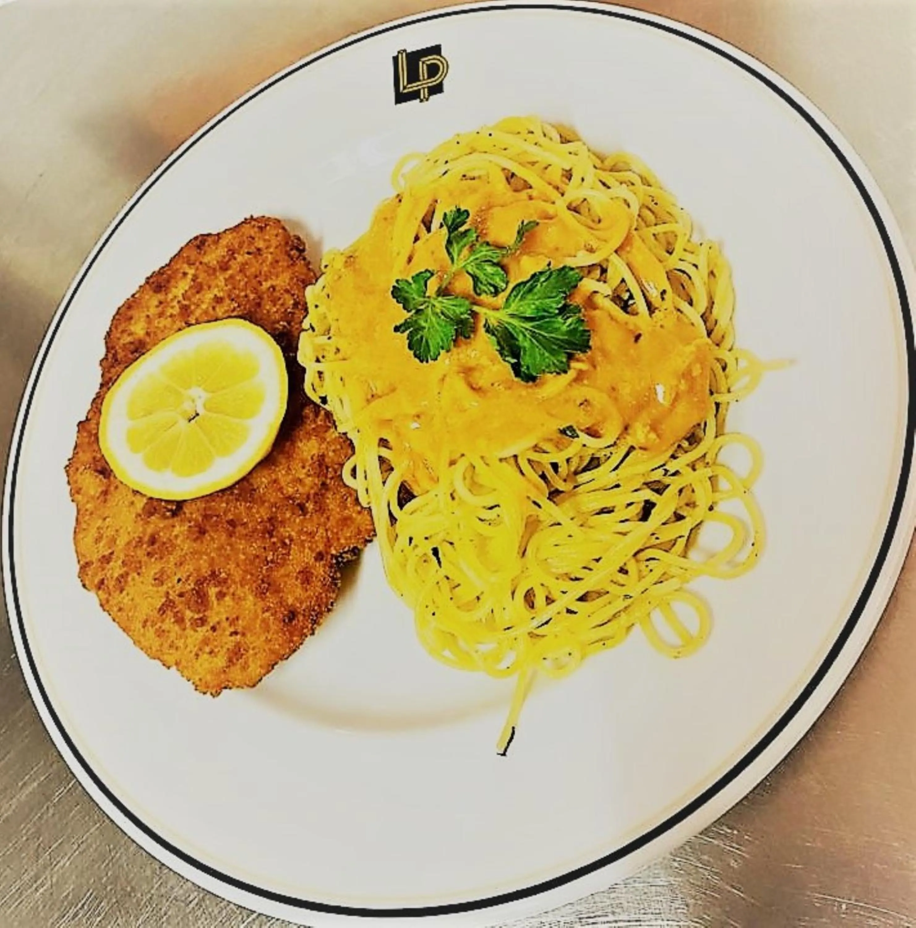 Hôtel Restaurant Kyriad de Péronne