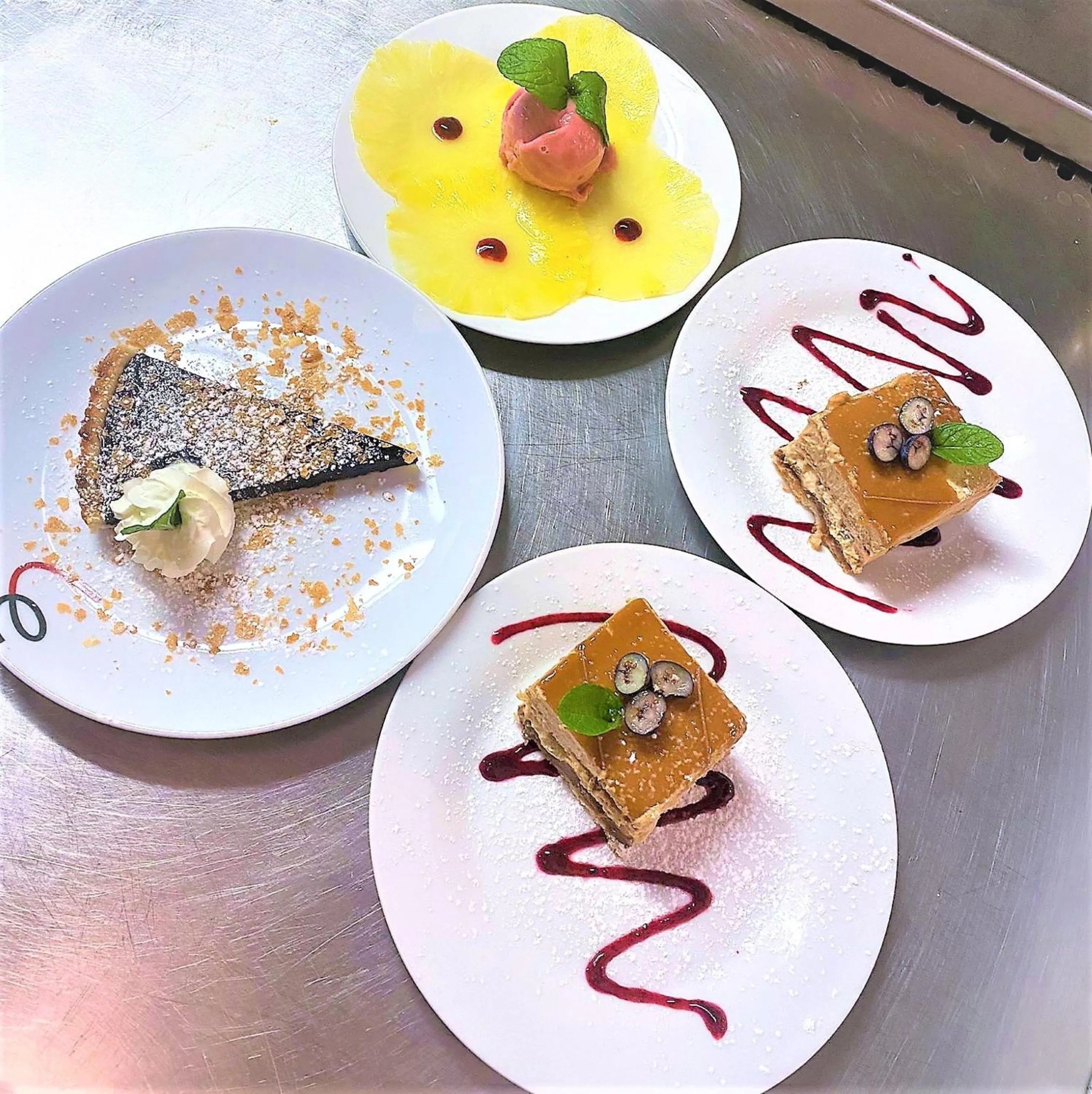 Restaurant/places to eat in Hôtel Restaurant Kyriad de Péronne