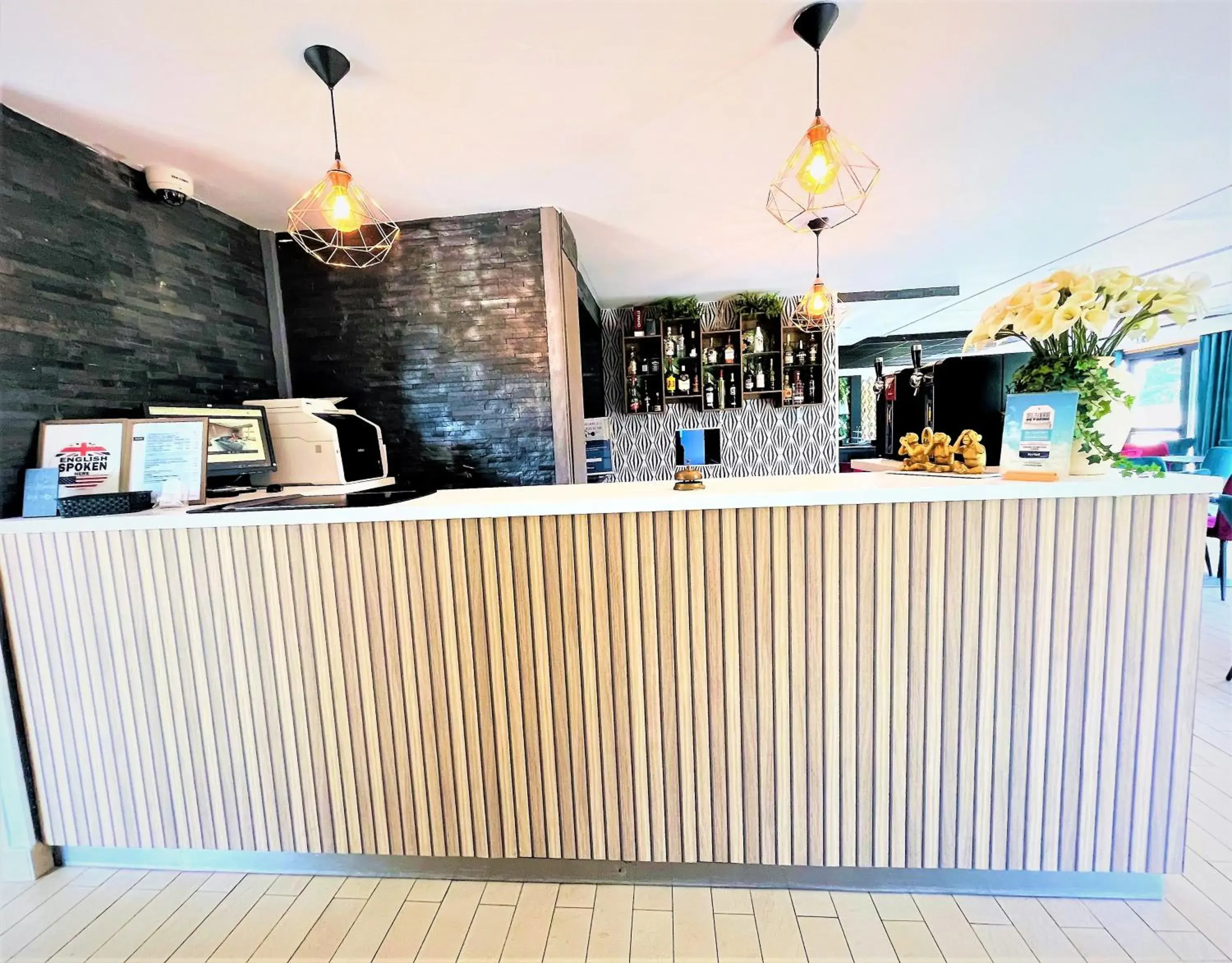 Lobby or reception in Hôtel Restaurant Kyriad de Péronne Lobby or reception in Hôtel Restaurant Kyriad de Péronne