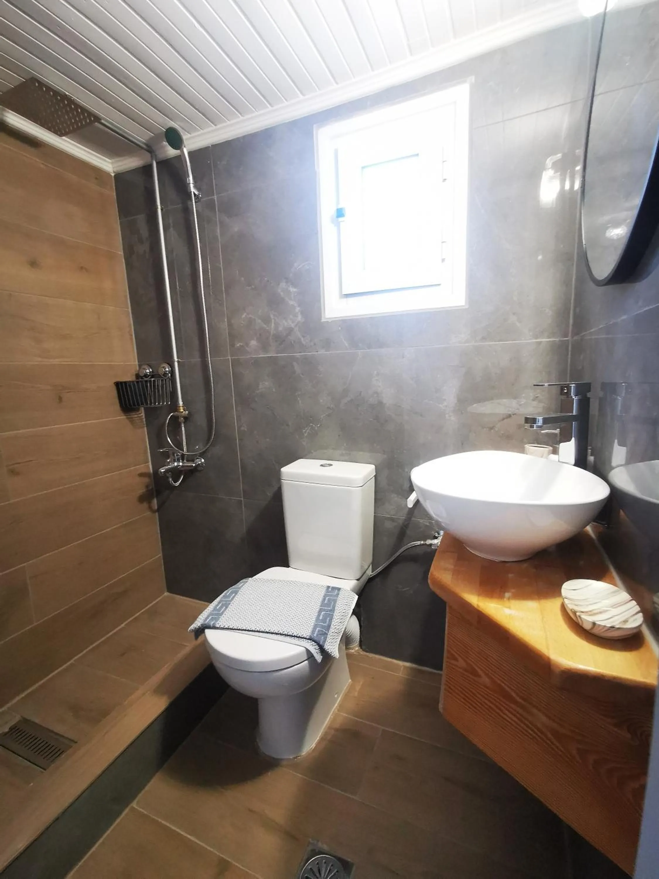 Shower in Anthis Studios