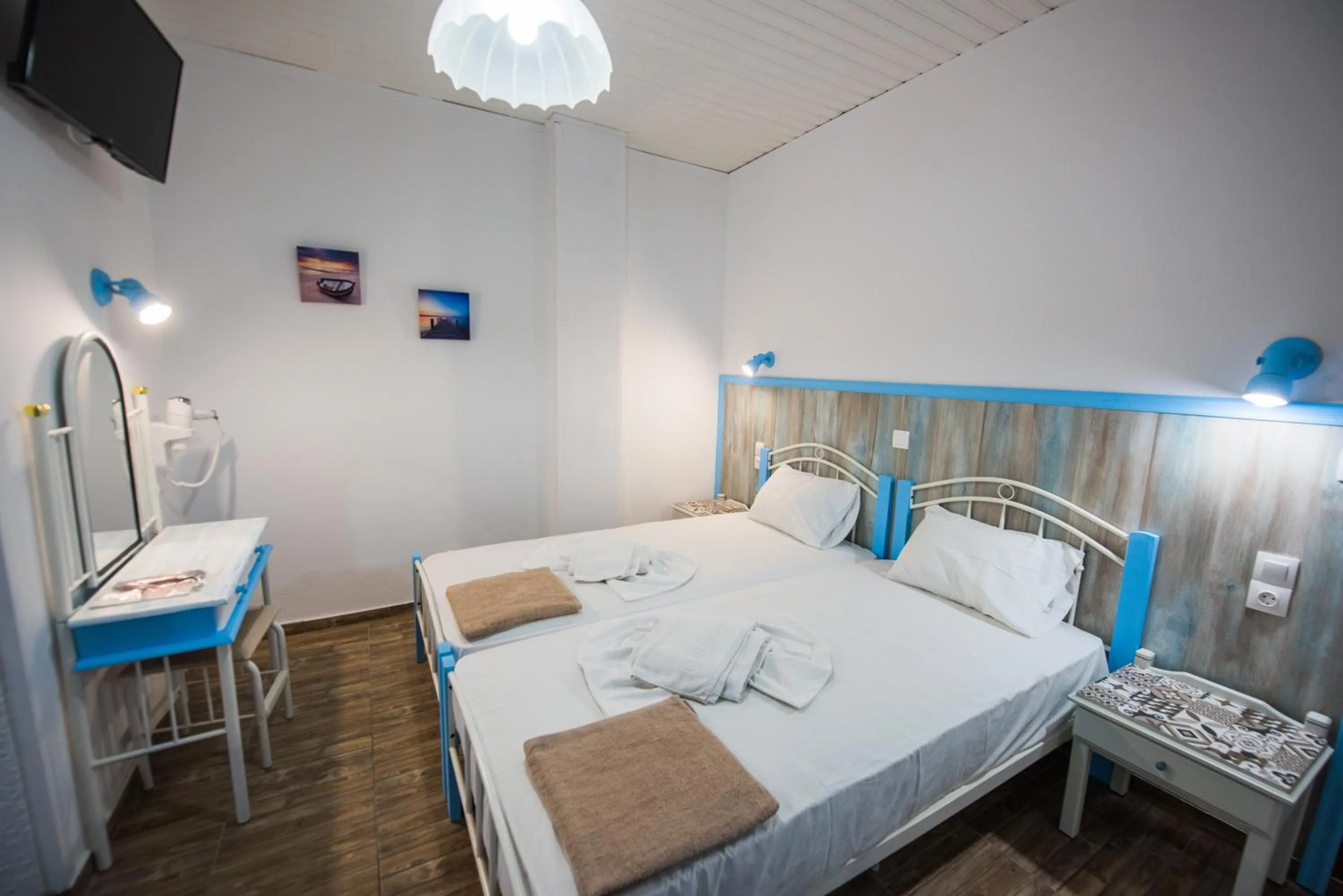 Bed in Anthis Studios