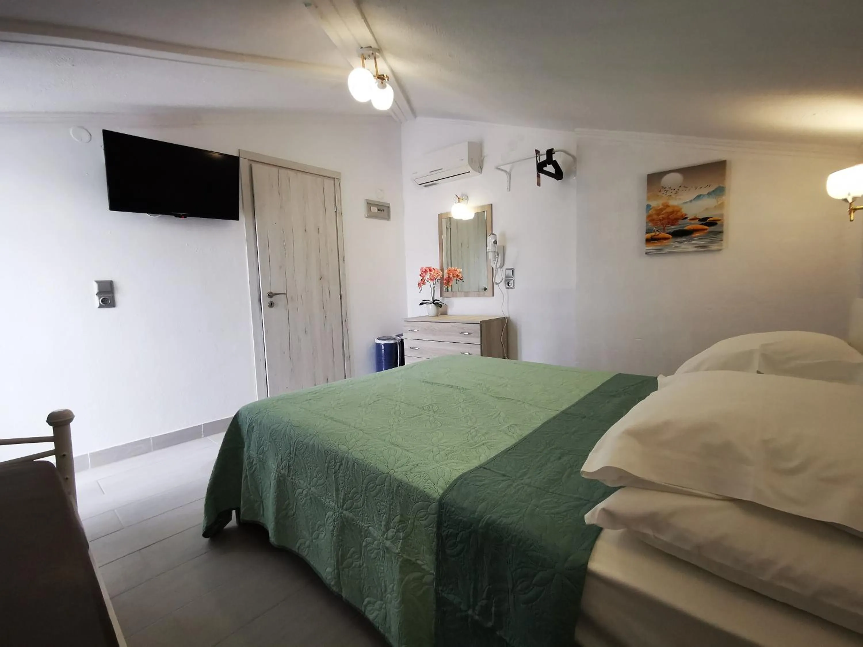 Bed in Anthis Studios