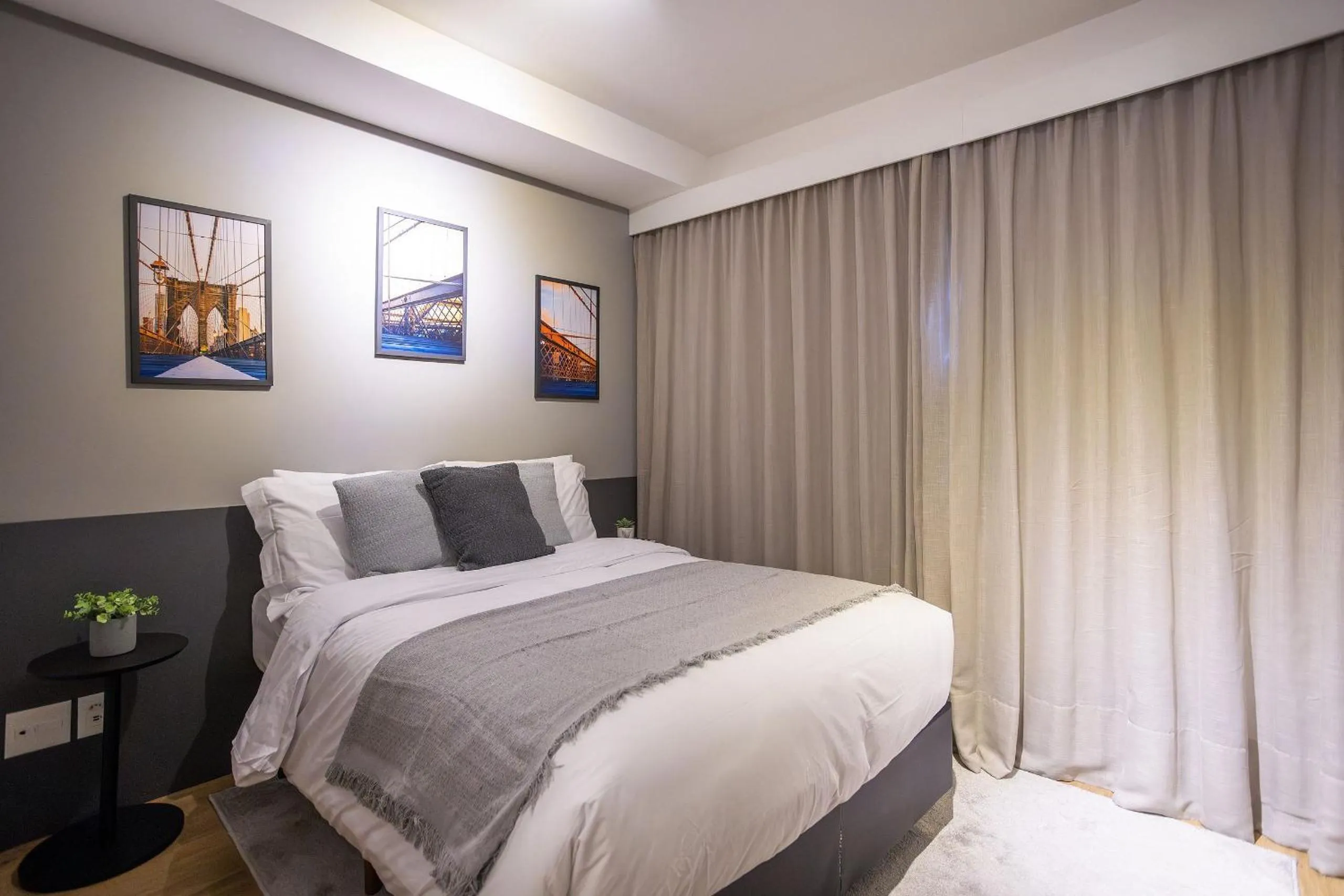 Bedroom, Bed in Ventura Pinheiros