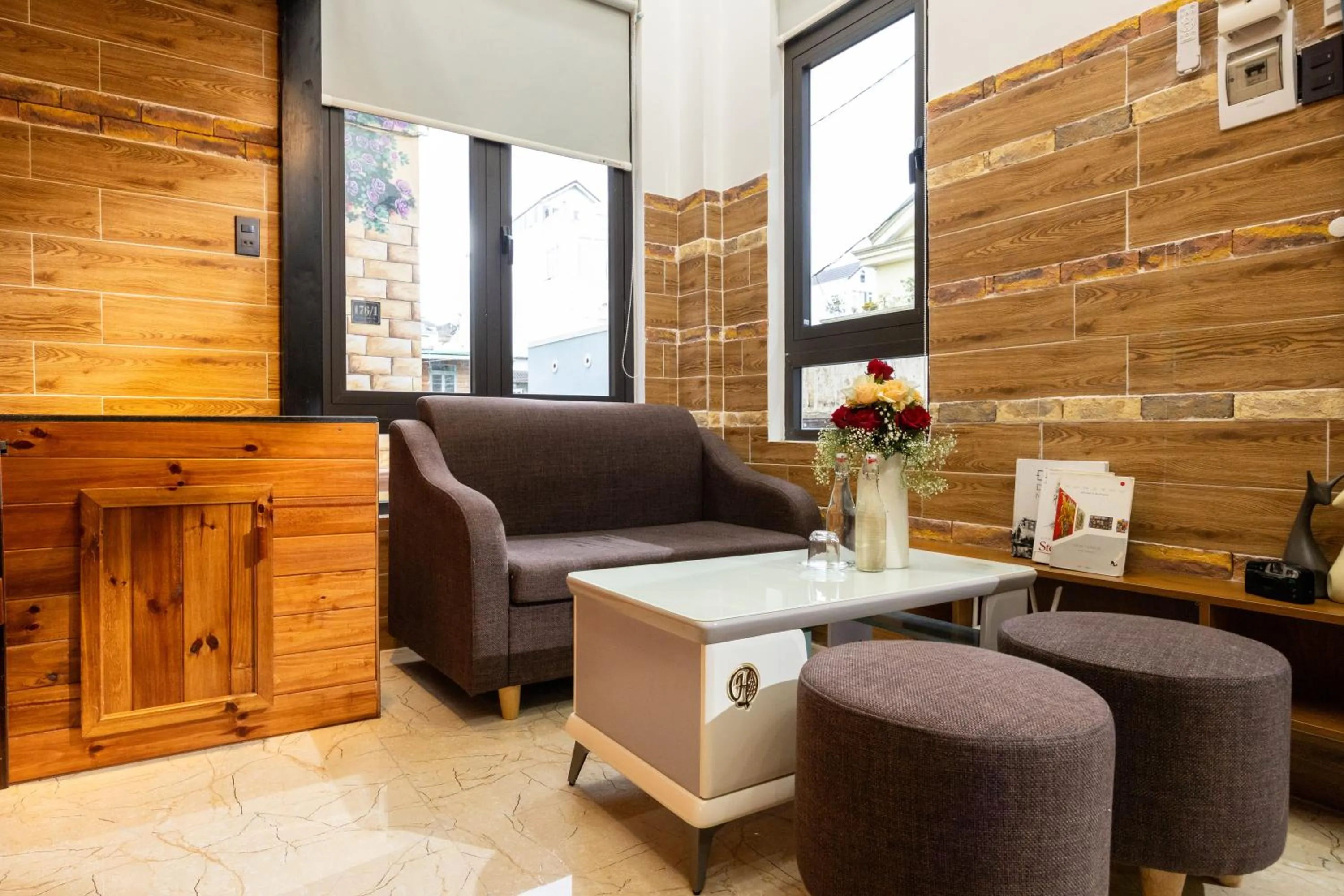 Seating area in Cherry Hotel 2 Da Lat