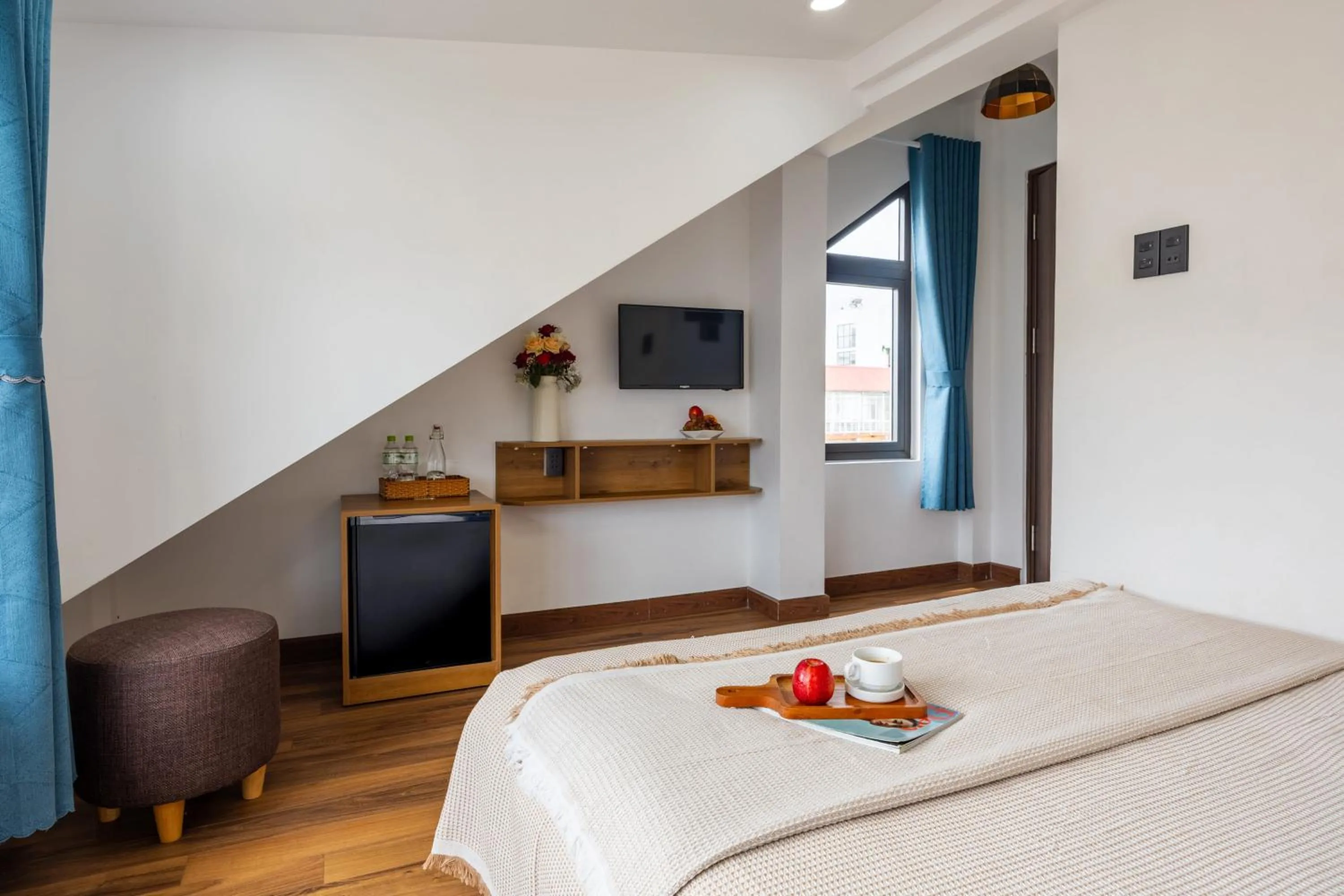 Photo of the whole room, Bed in Cherry Hotel 2 Da Lat