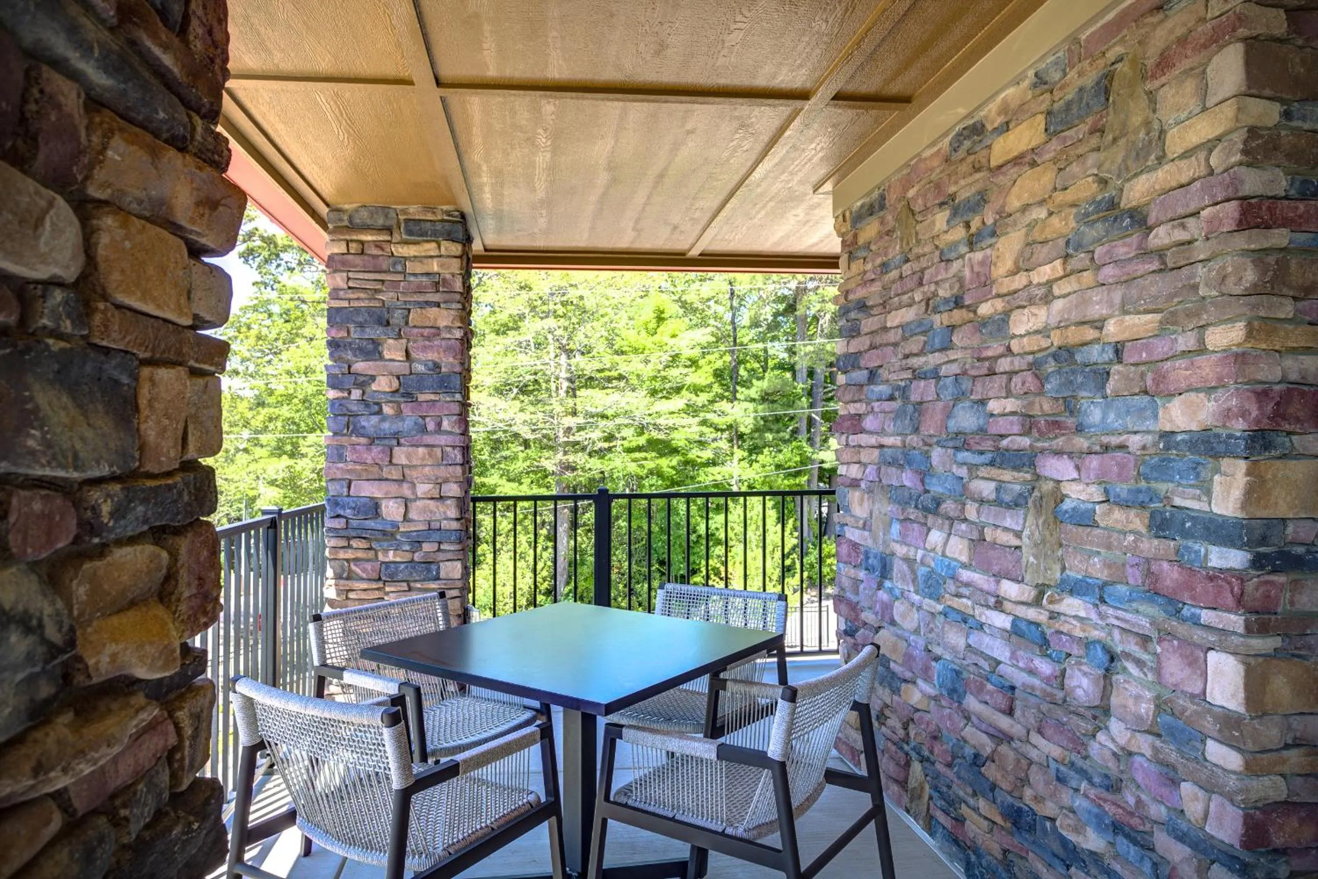 Balcony/Terrace in The Embers Hotel