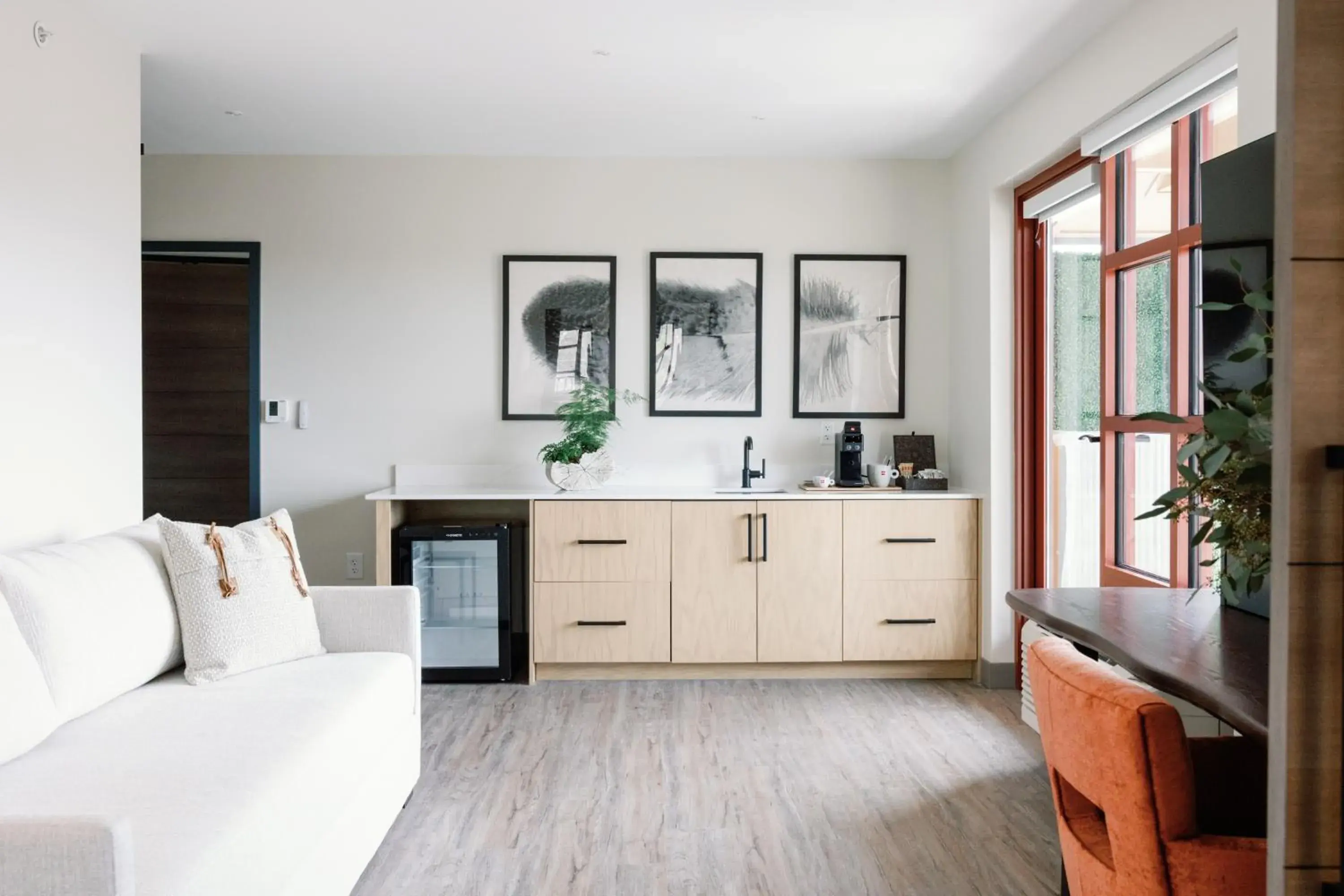 Living room in The Embers Hotel Living room in The Embers Hotel