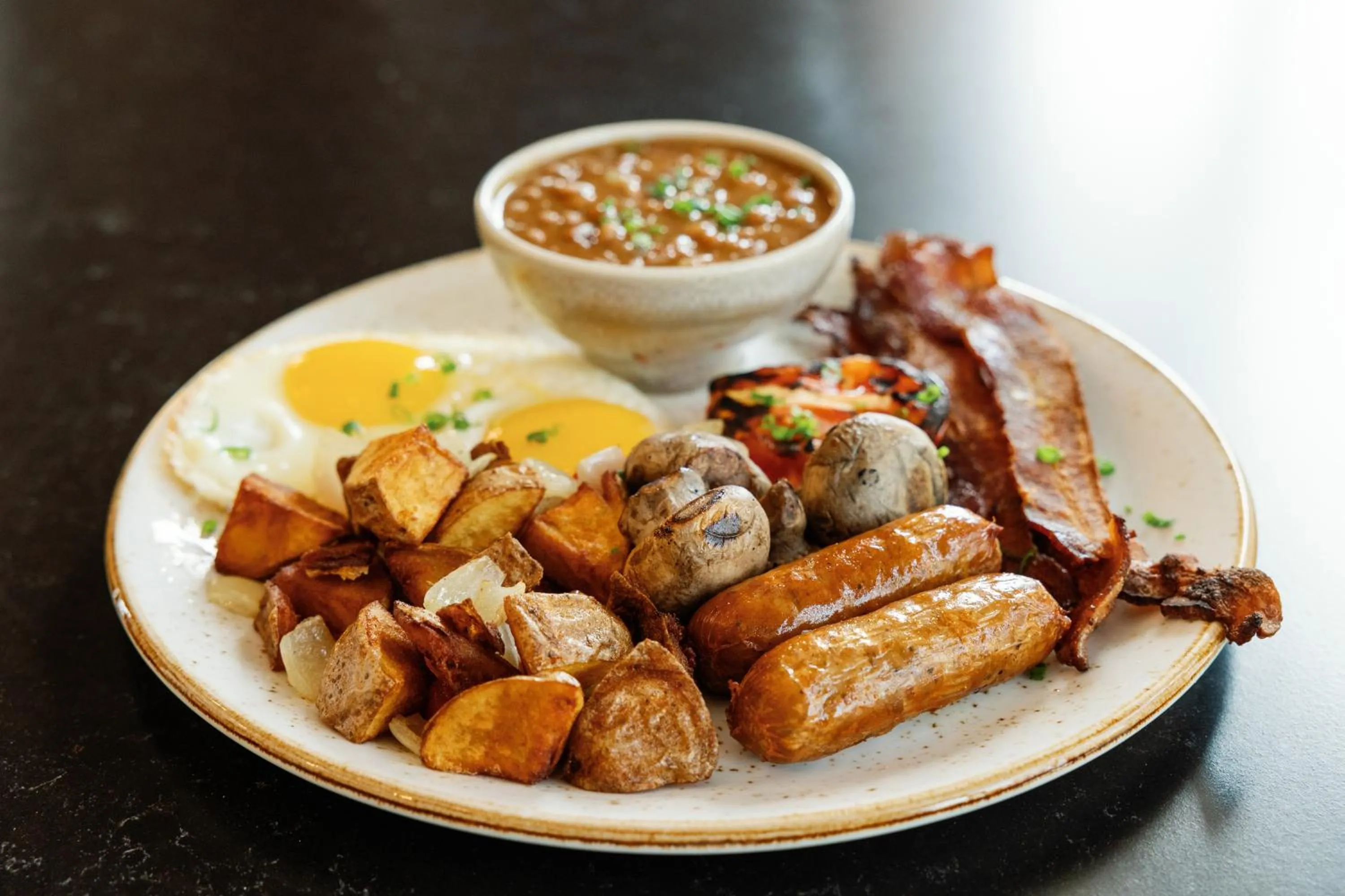 Restaurant/places to eat in The Embers Hotel