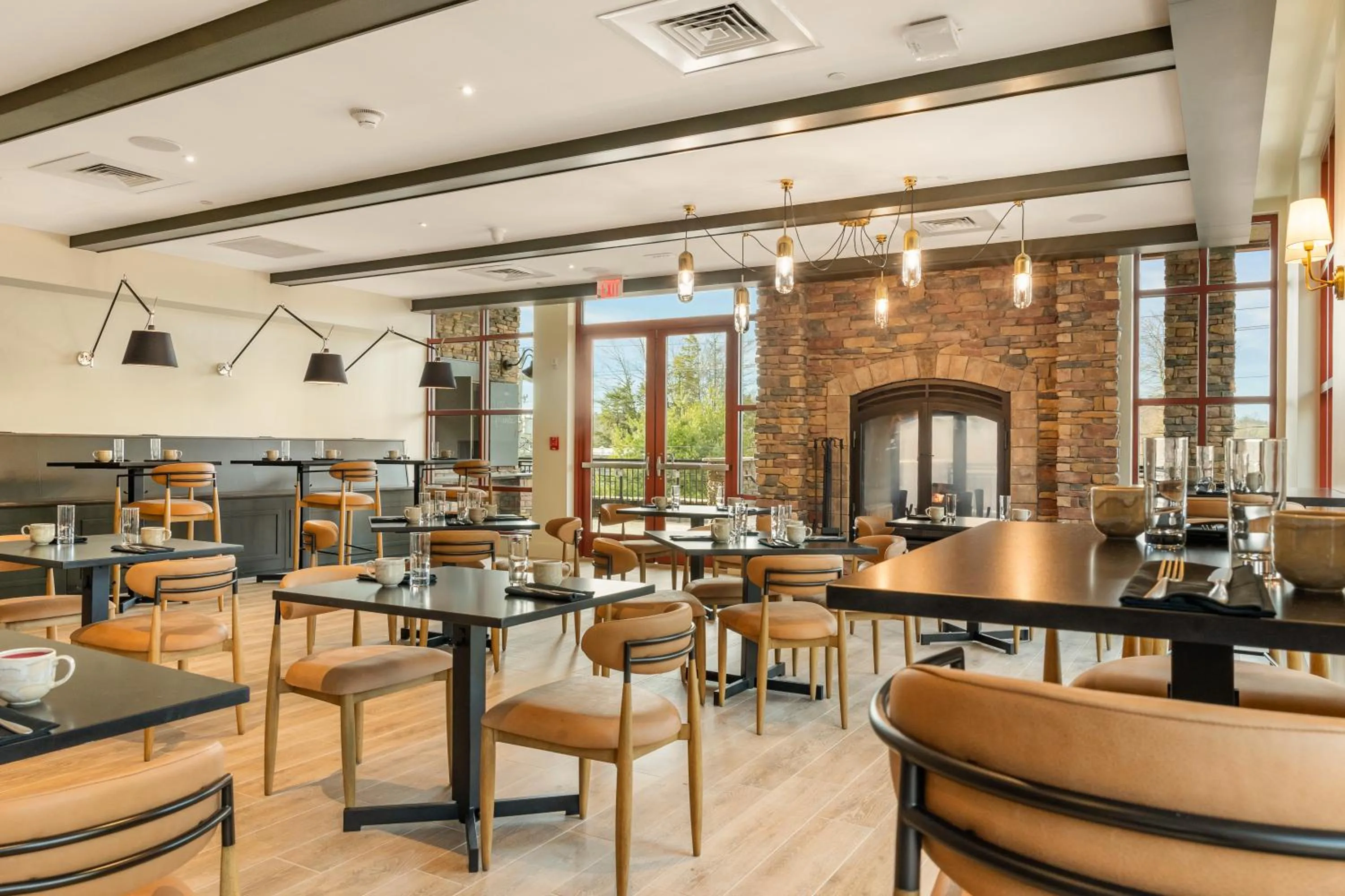 Restaurant/places to eat in The Embers Hotel