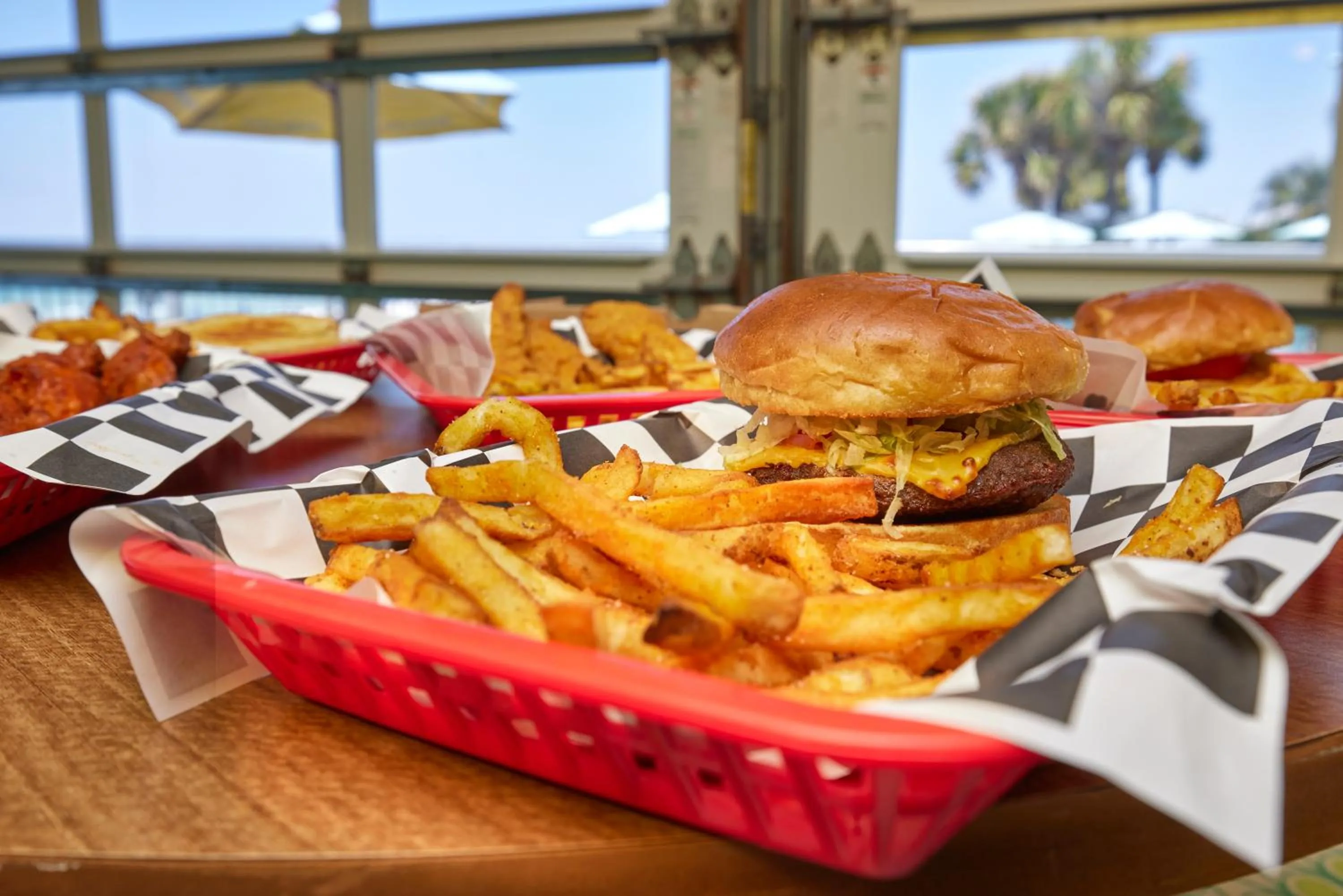 Lounge or bar in Beachside Resort Panama City Beach