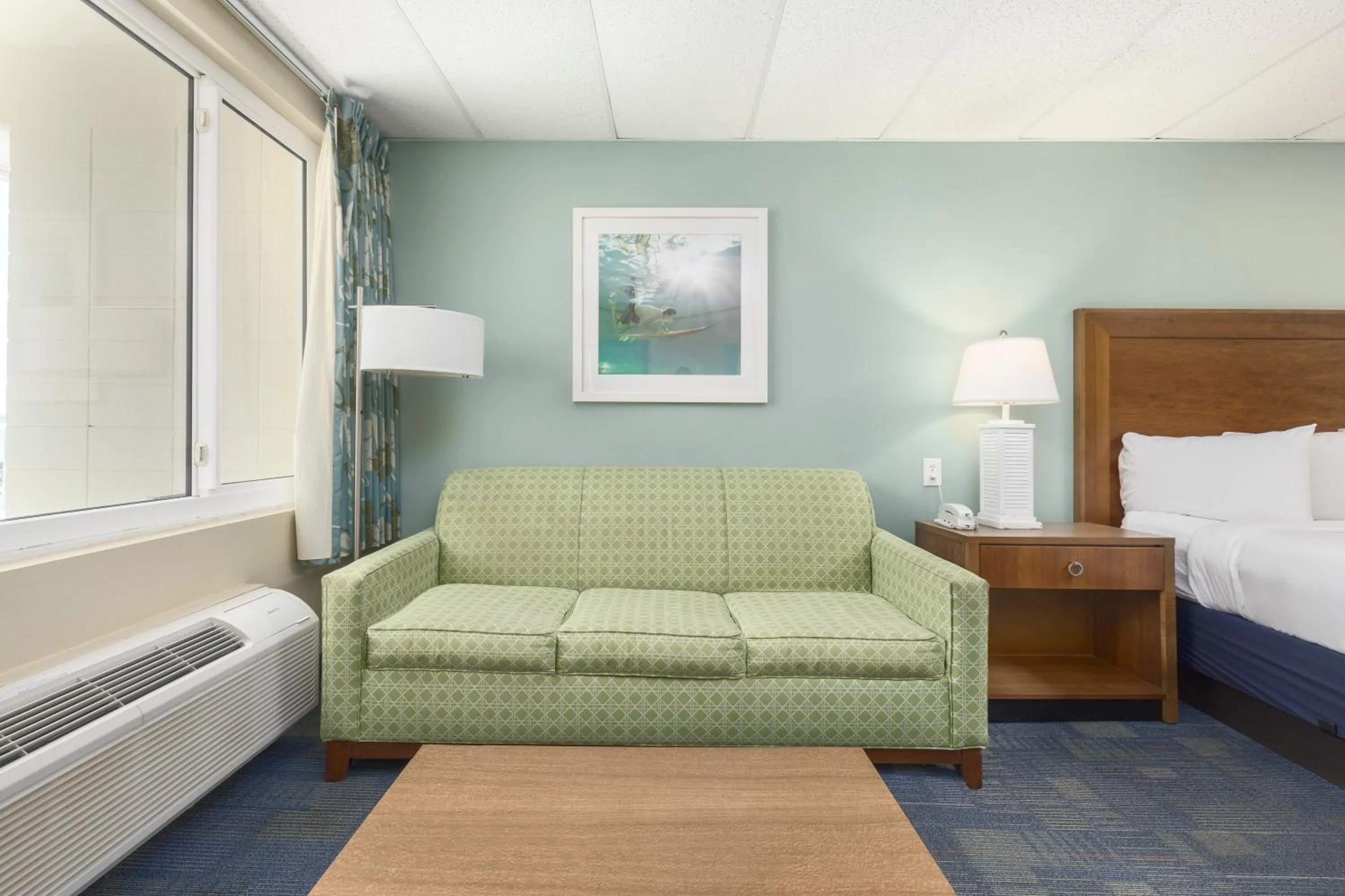 Bed in Beachside Resort Panama City Beach