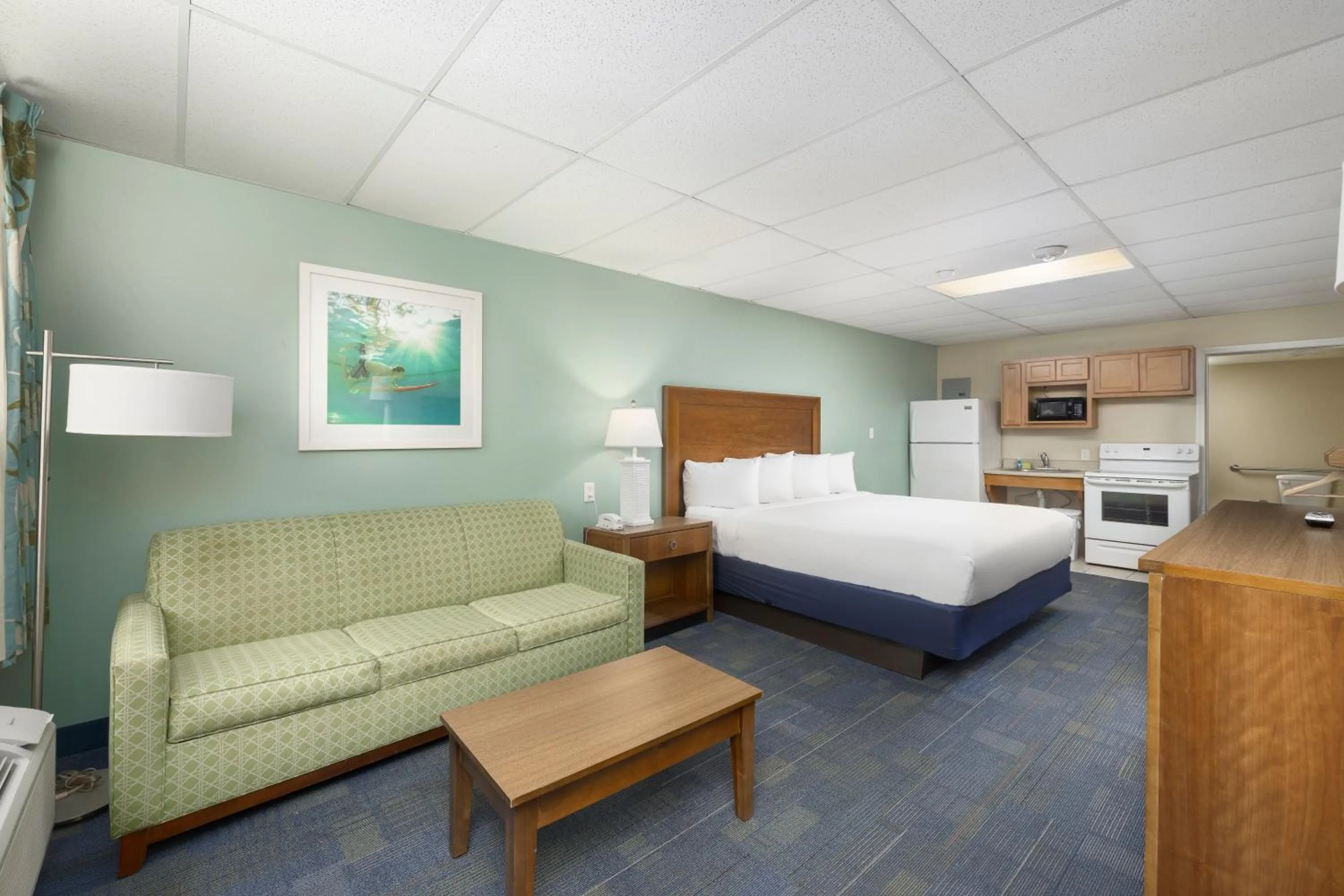 Bed in Beachside Resort Panama City Beach