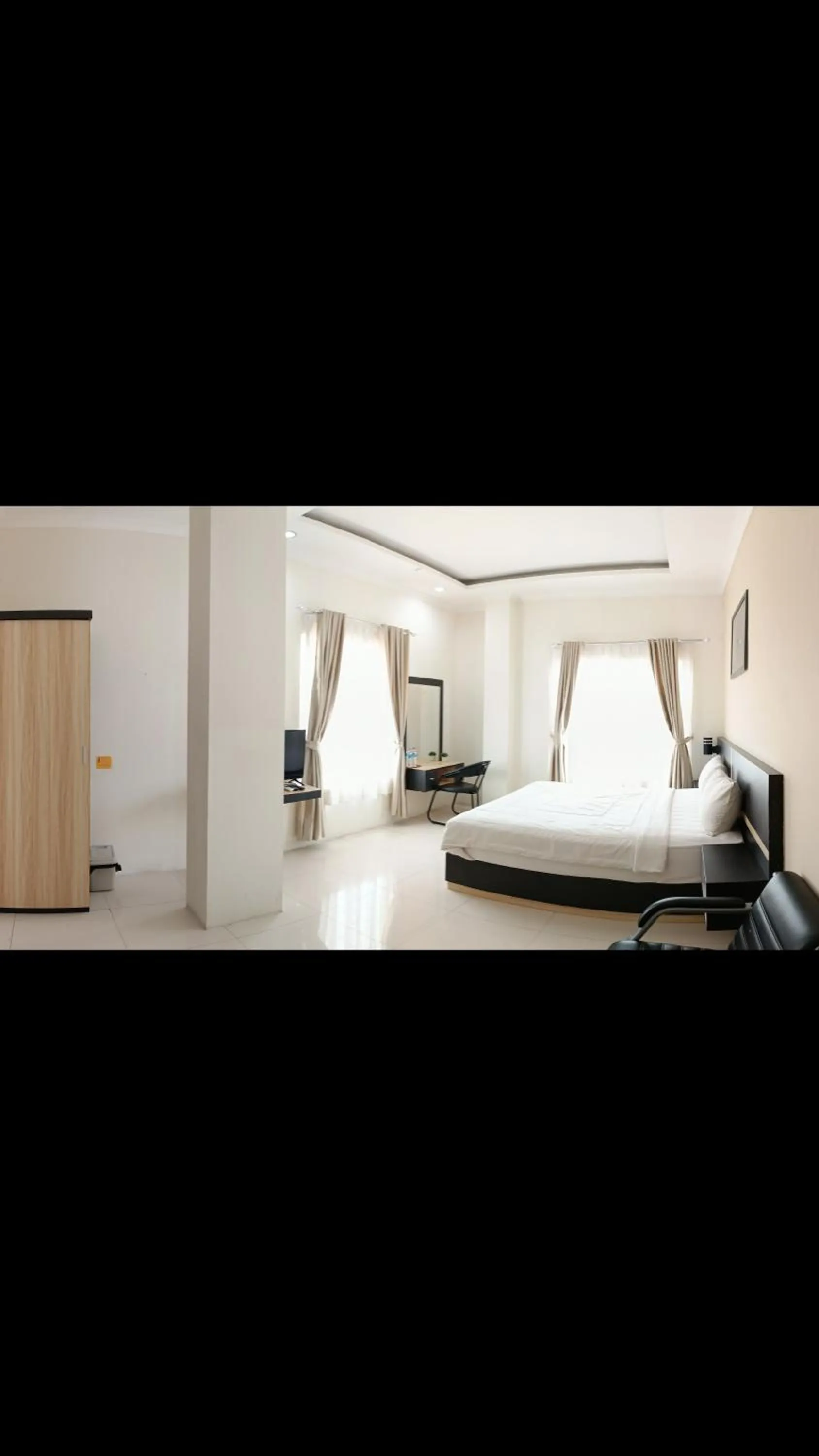 KHARIZ HOTEL