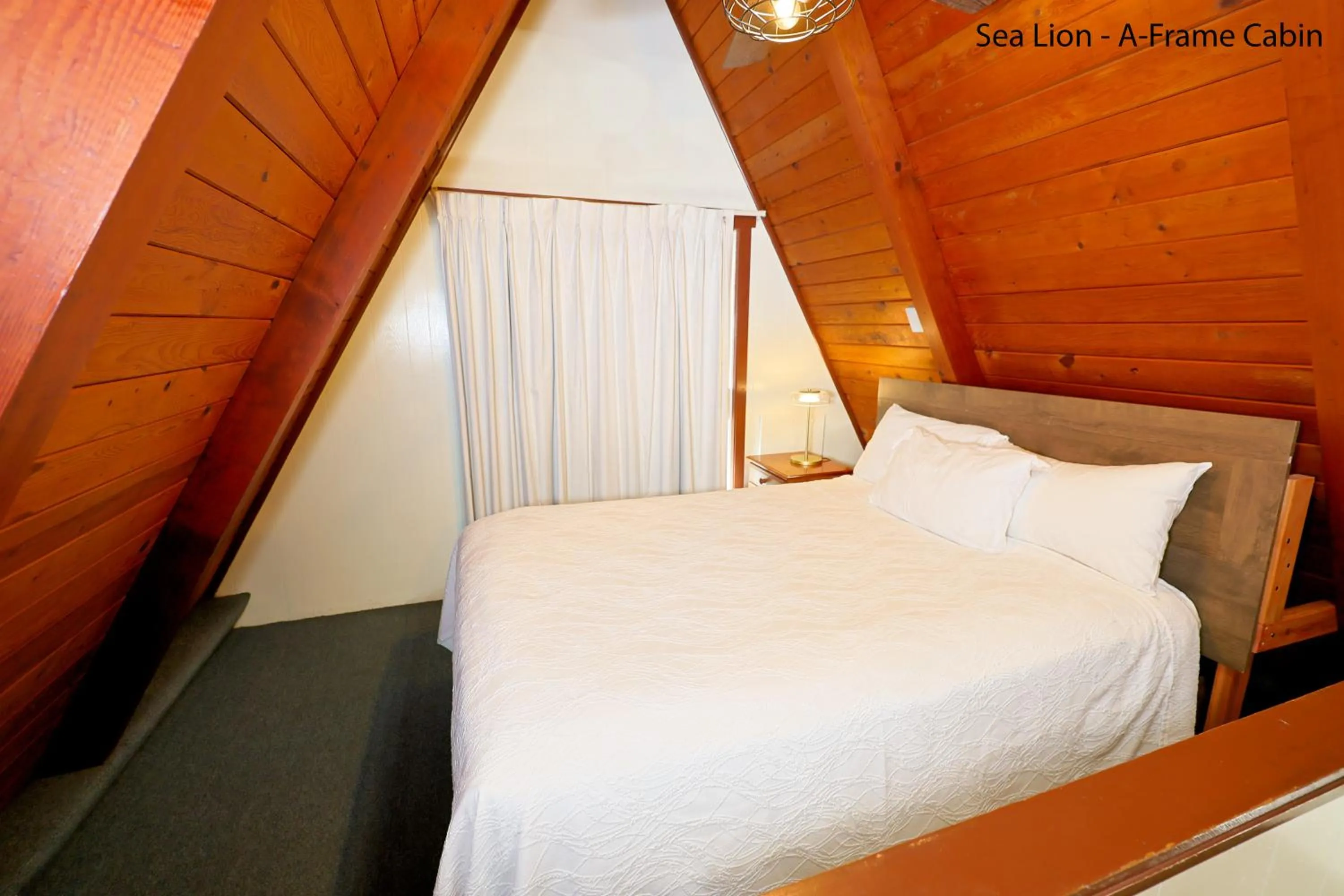 Bedroom, Bed in Park Motel and Cabins