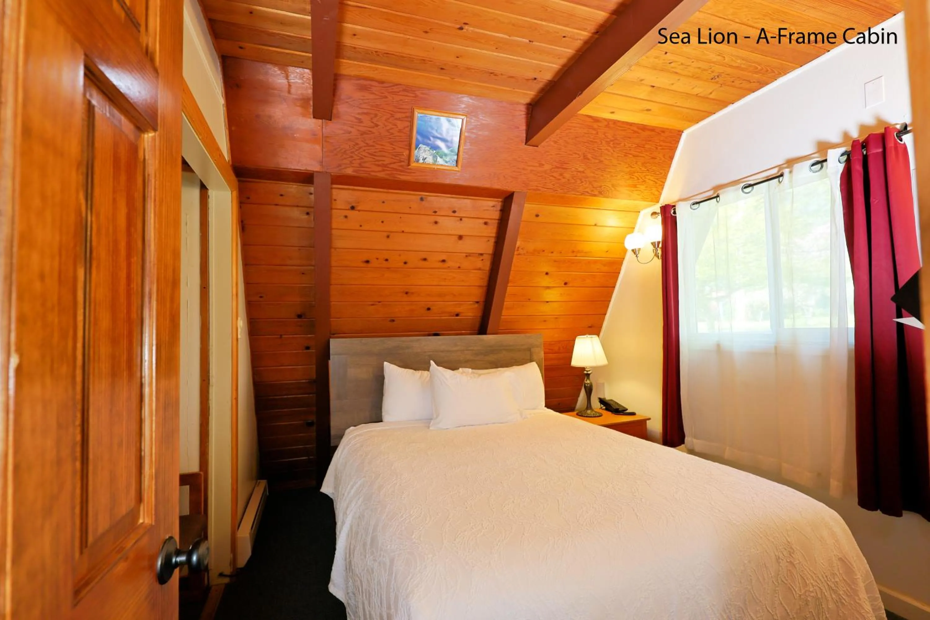 Bedroom, Bed in Park Motel and Cabins