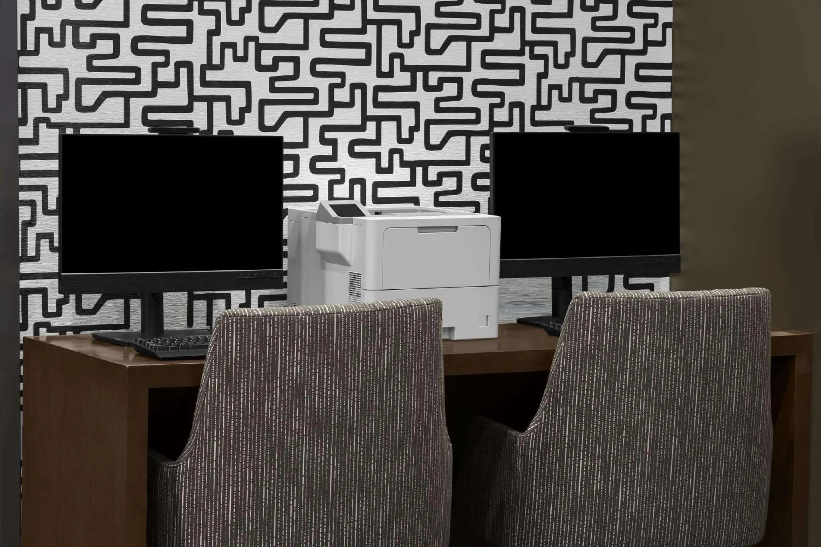 Business facilities in Cambria Hotel New York - Chelsea