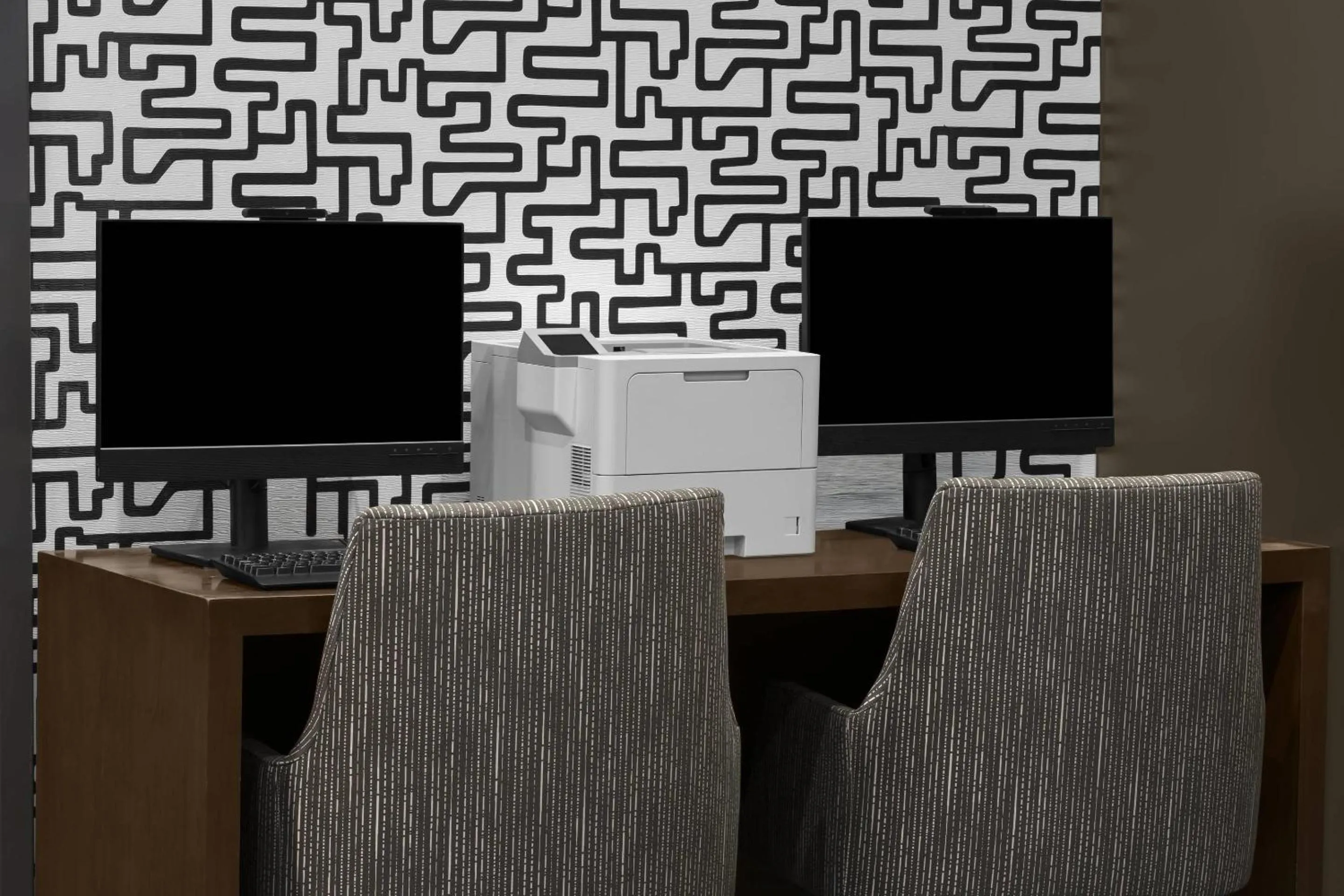 Business facilities in Cambria Hotel New York - Chelsea