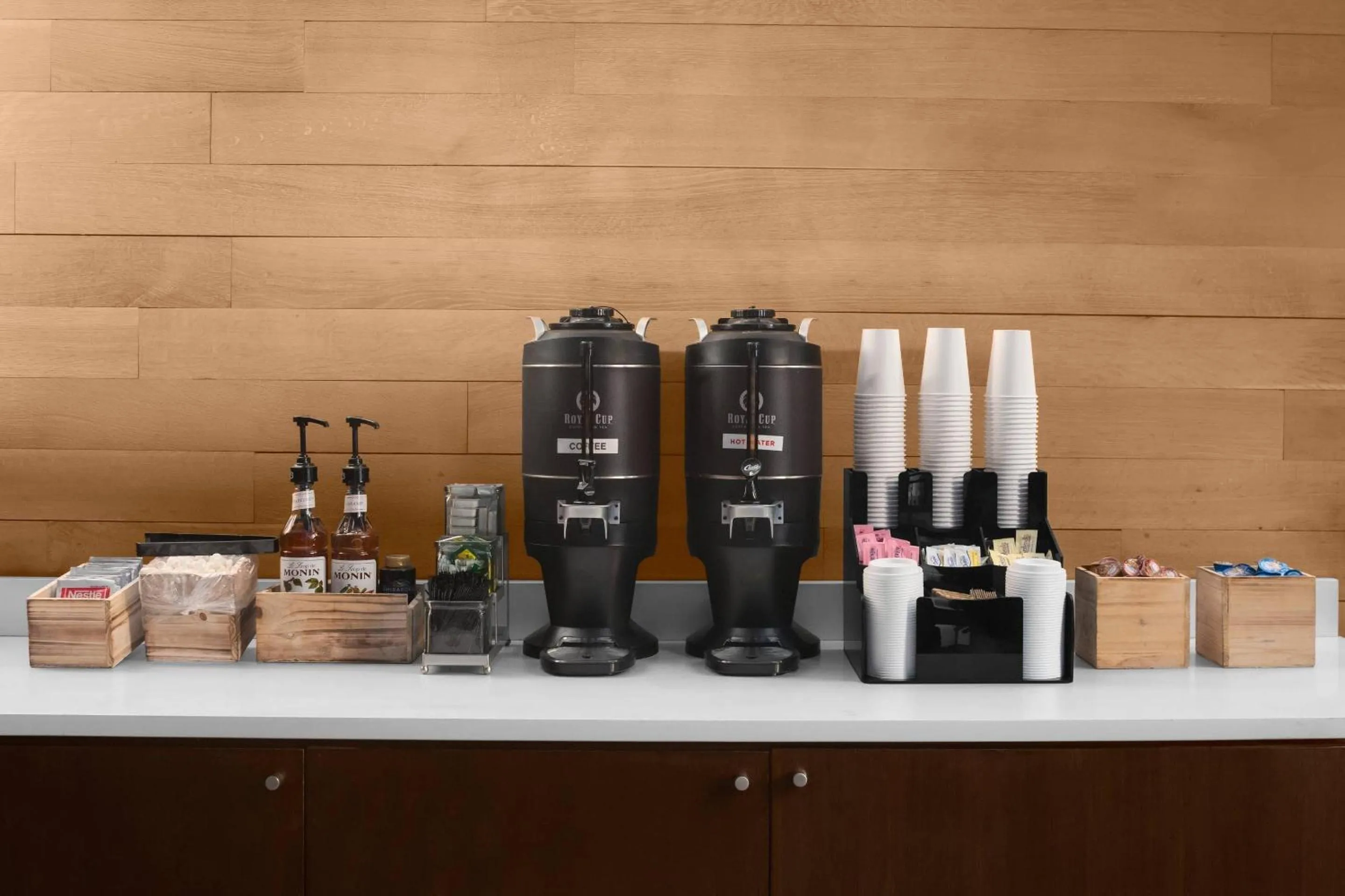 Breakfast in Cambria Hotel New York - Chelsea