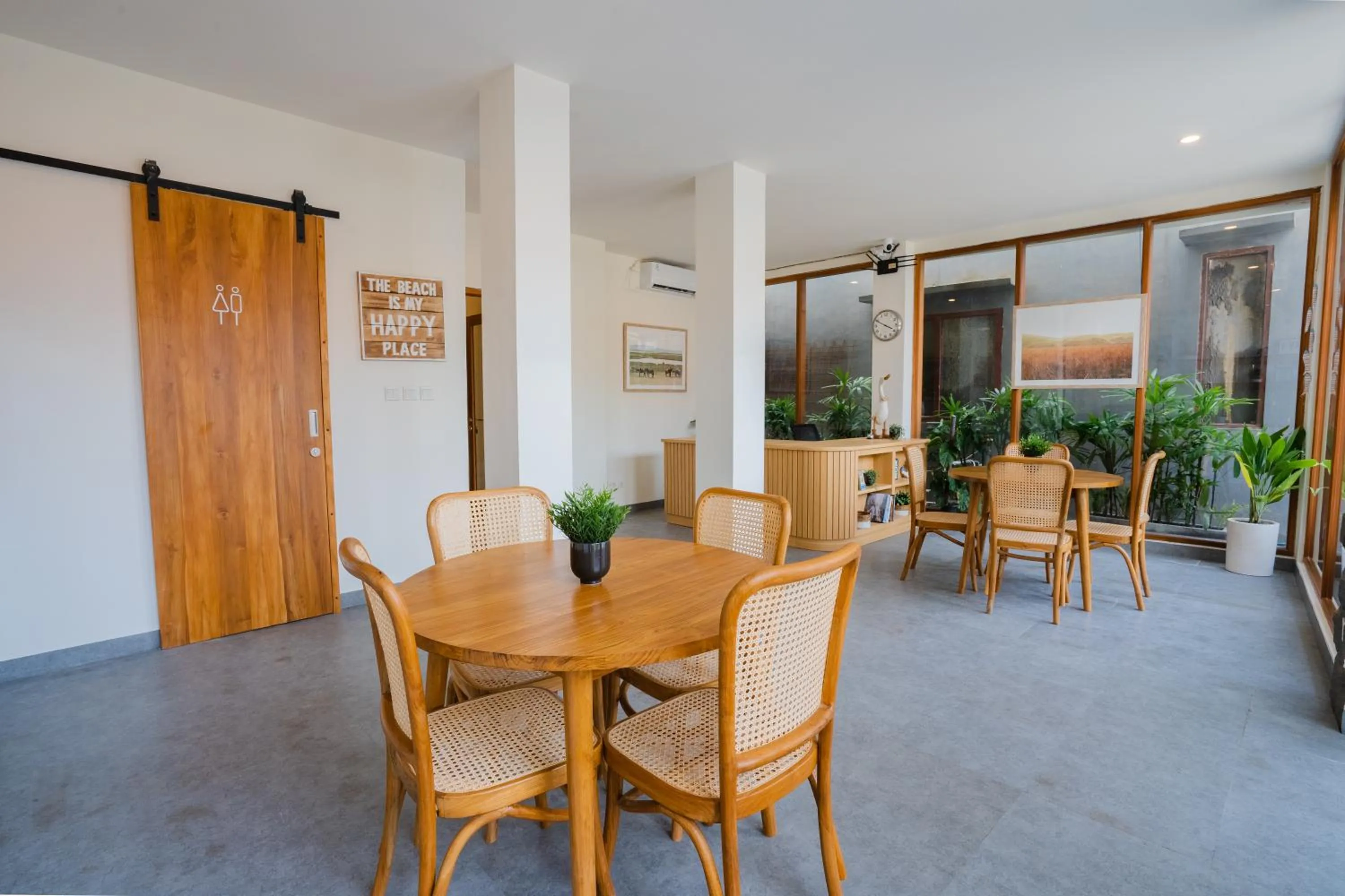 Dining area in Alba Inn Sanur by SooBali