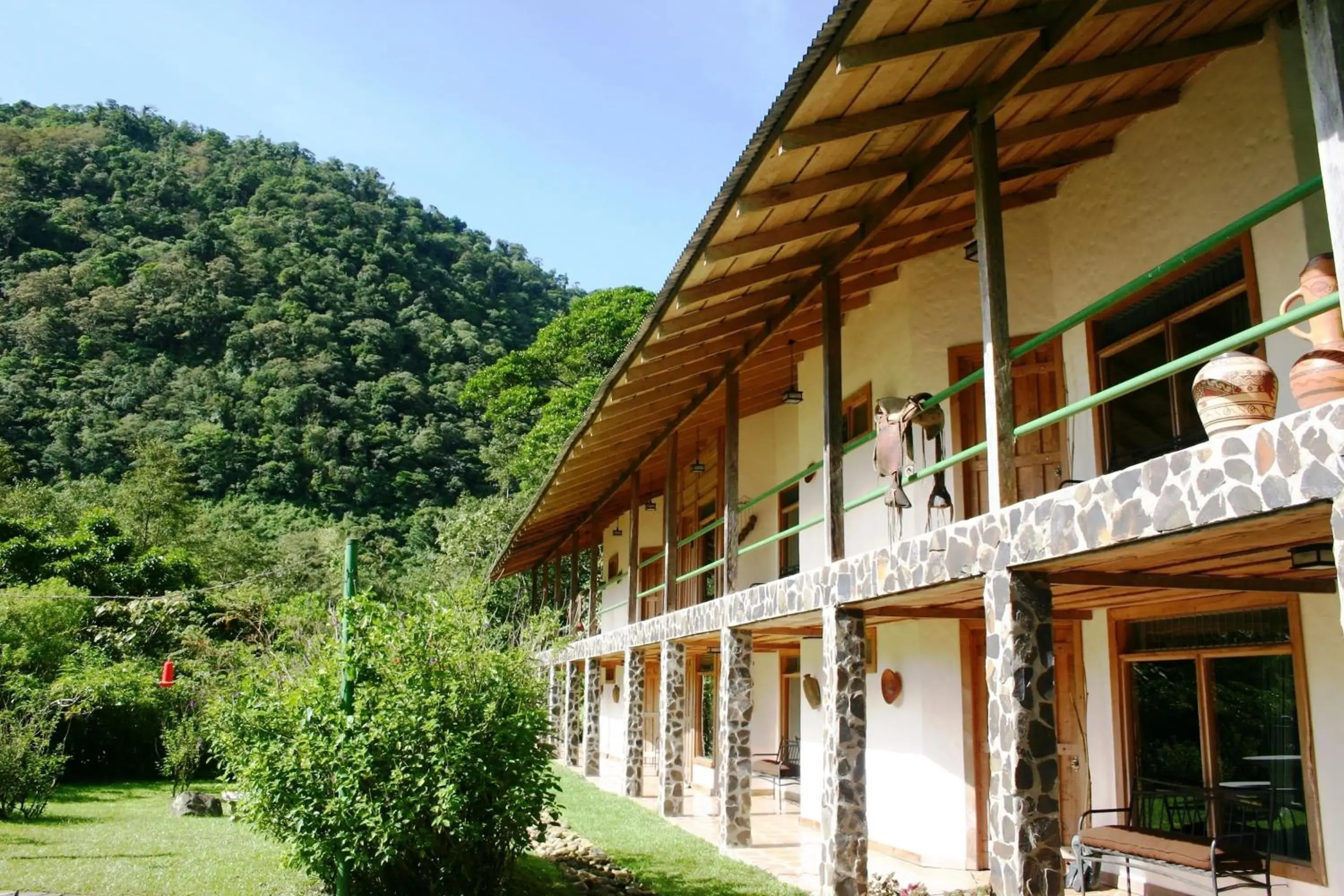 Standard Twin Room with Mountain View in Bosque de Paz Reserva Biologica Standard Twin Room with Mountain View in Bosque de Paz Reserva Biologica